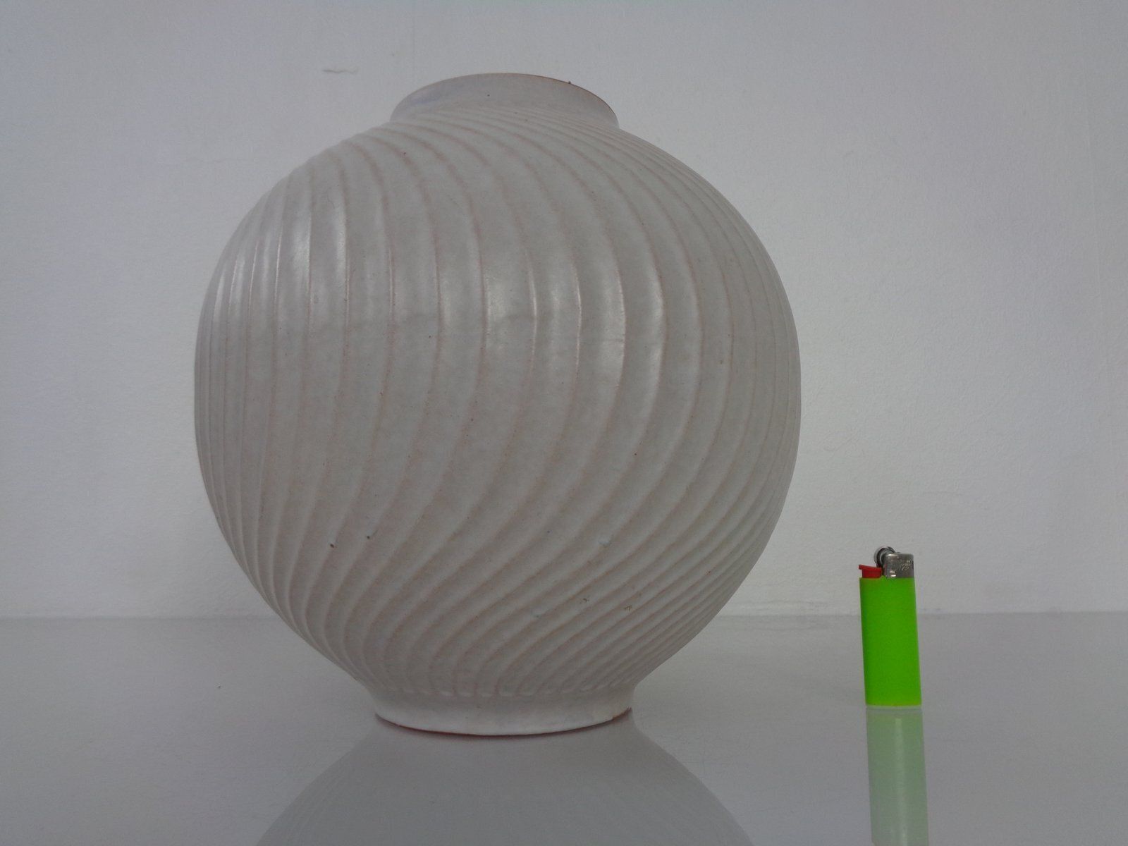 Large 18 25 Wave Ceramic Vase From Carstens Tönnieshof, Germany, 1960s photo for sale