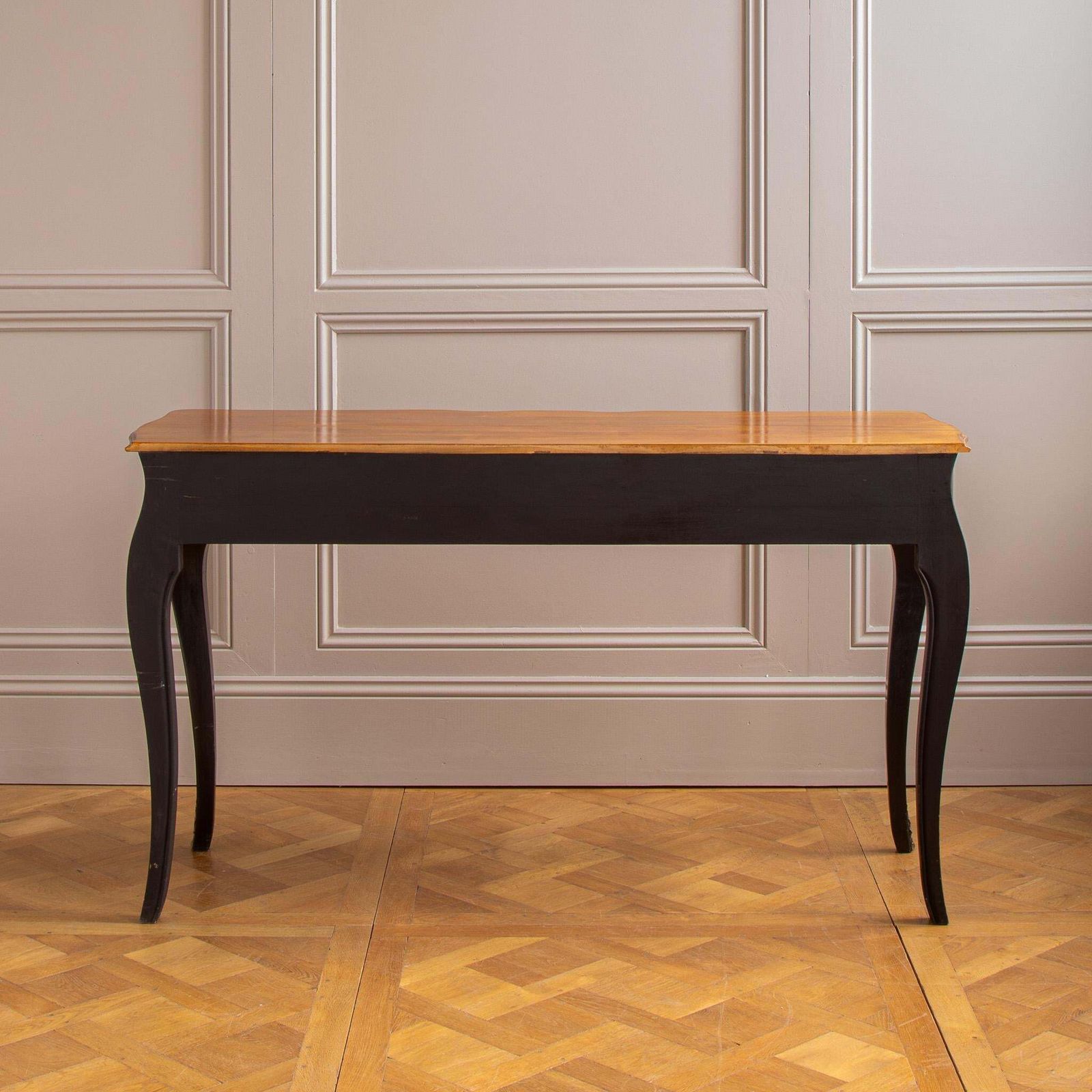 A French Louis XV Style Console With Black Lacquer & Walnut Finish By La Maison photo vintage