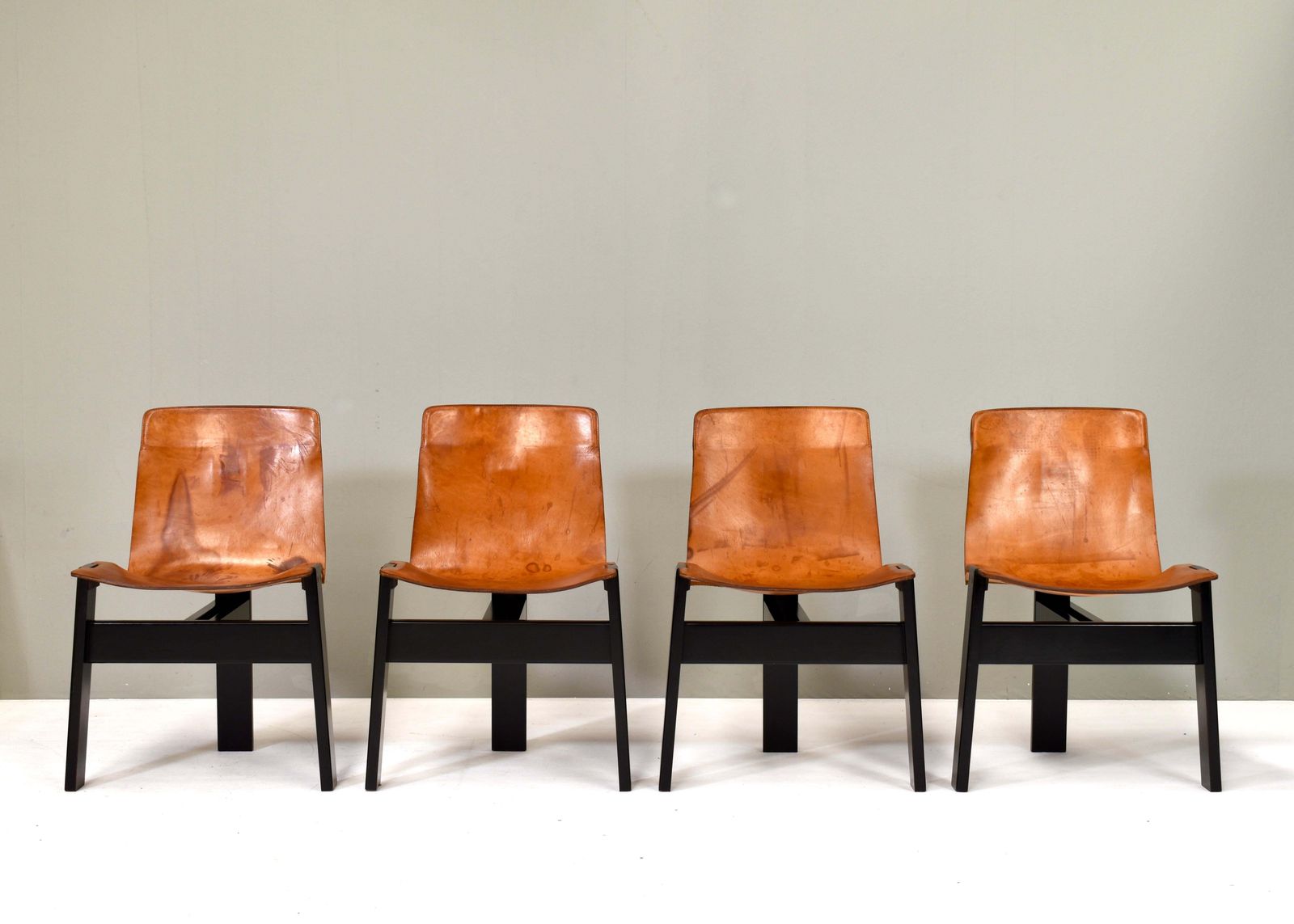 Set Of 4 Mangiarotti For Skipper ‘Tre 3’ Dining Chairs In Cognac Leather   1978 photo furniture