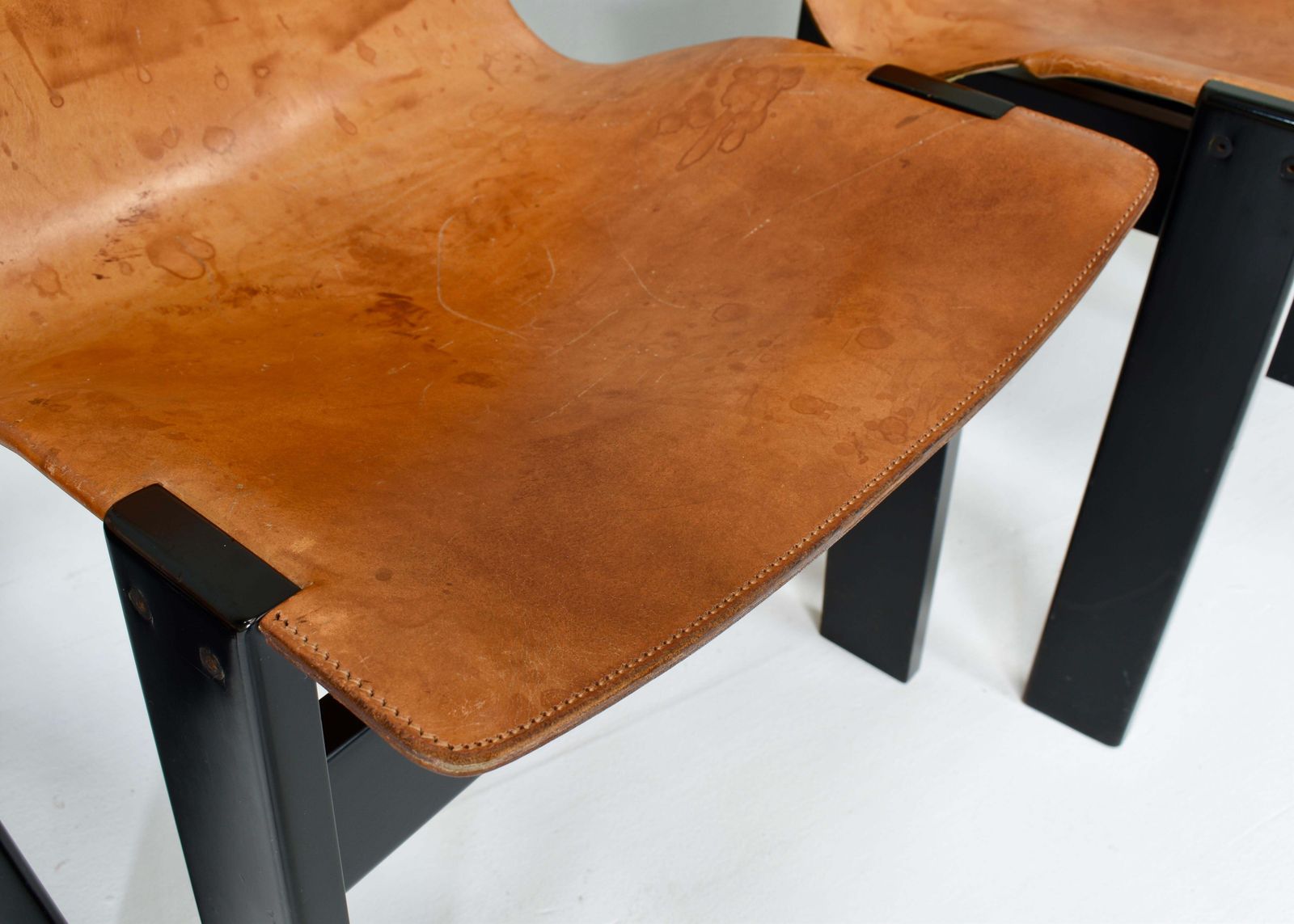 11875.0 Set Of 4 Mangiarotti For Skipper ‘Tre 3’ Dining Chairs In Cognac Leather   1978 photo