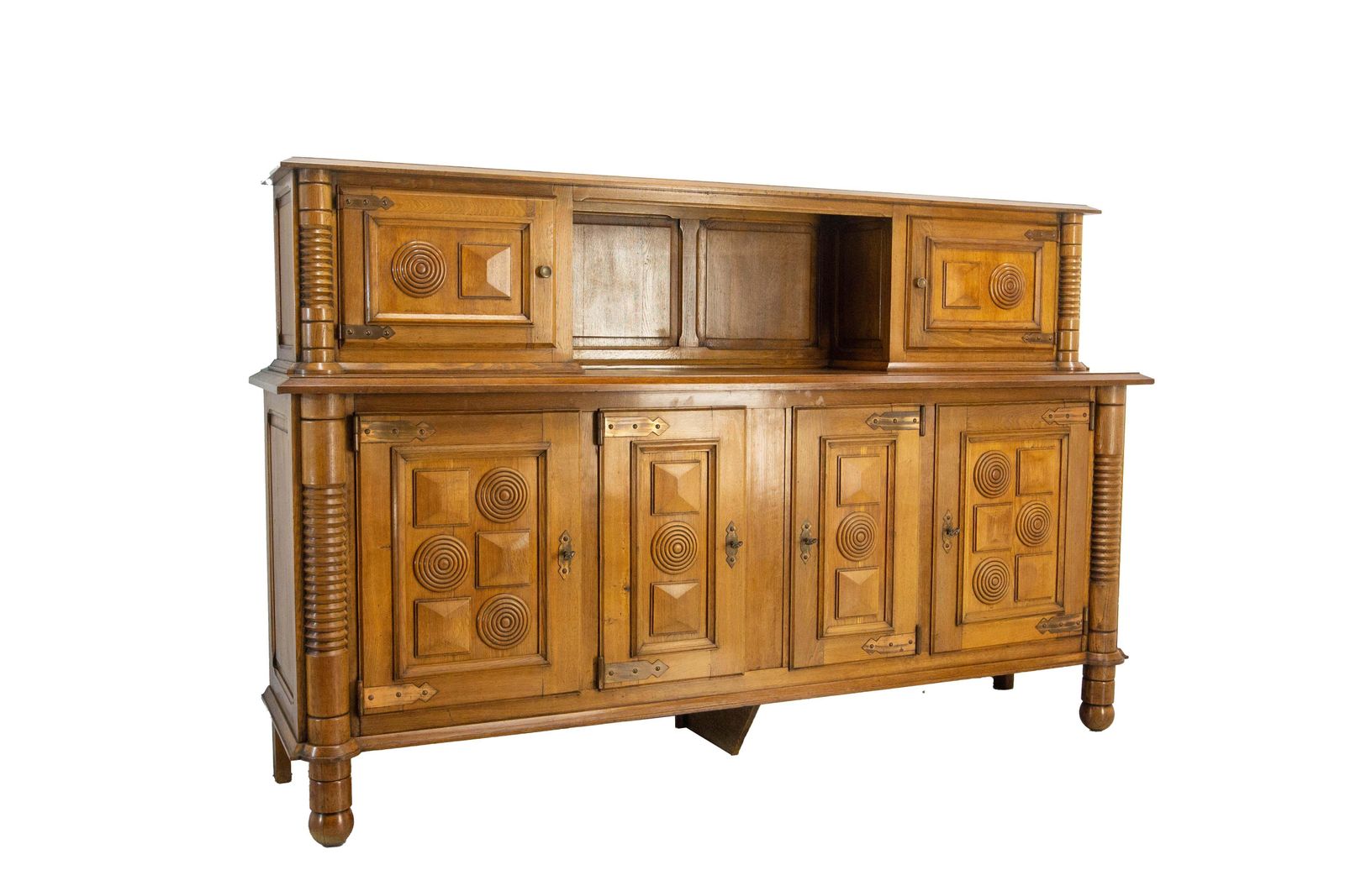 Frans Dudouyt Deux Corps Buffet in eiken en koper, midden 19e eeuw photo furniture