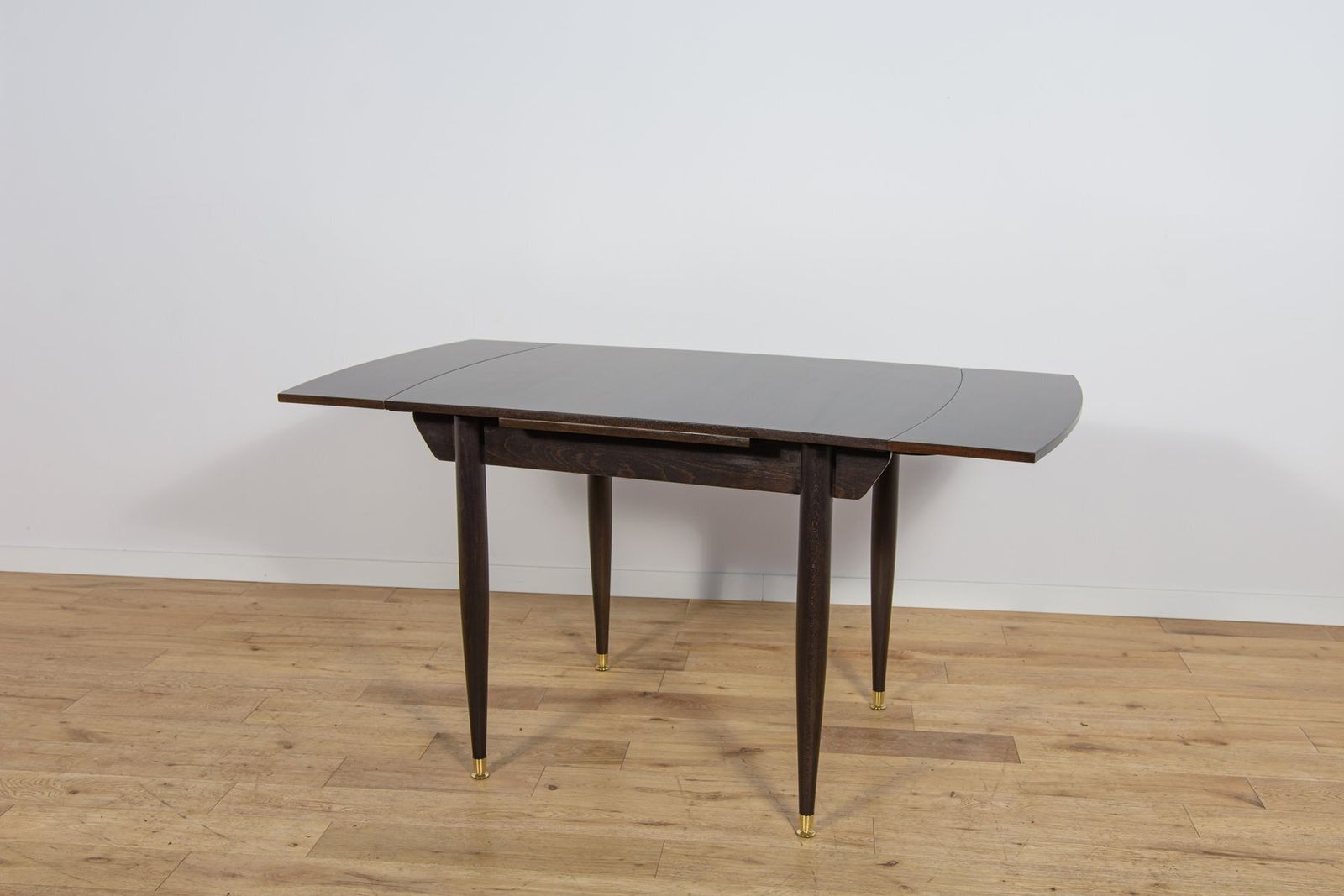 Furniture Mid Century Extendable Teak Dining Table, United Knigdom, 1960s photo