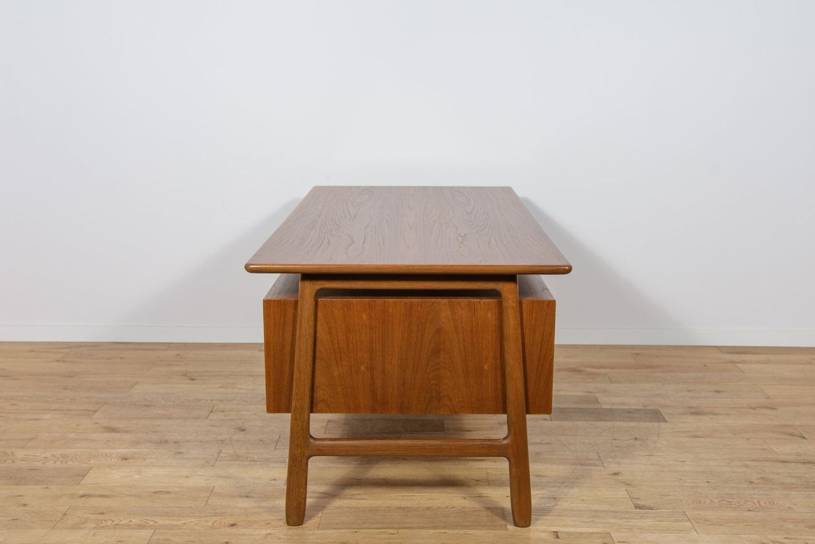 Furniture Mid Century Teak Model 75 Freestanding Desk From Omann Jun, Denmark, 1950s photo