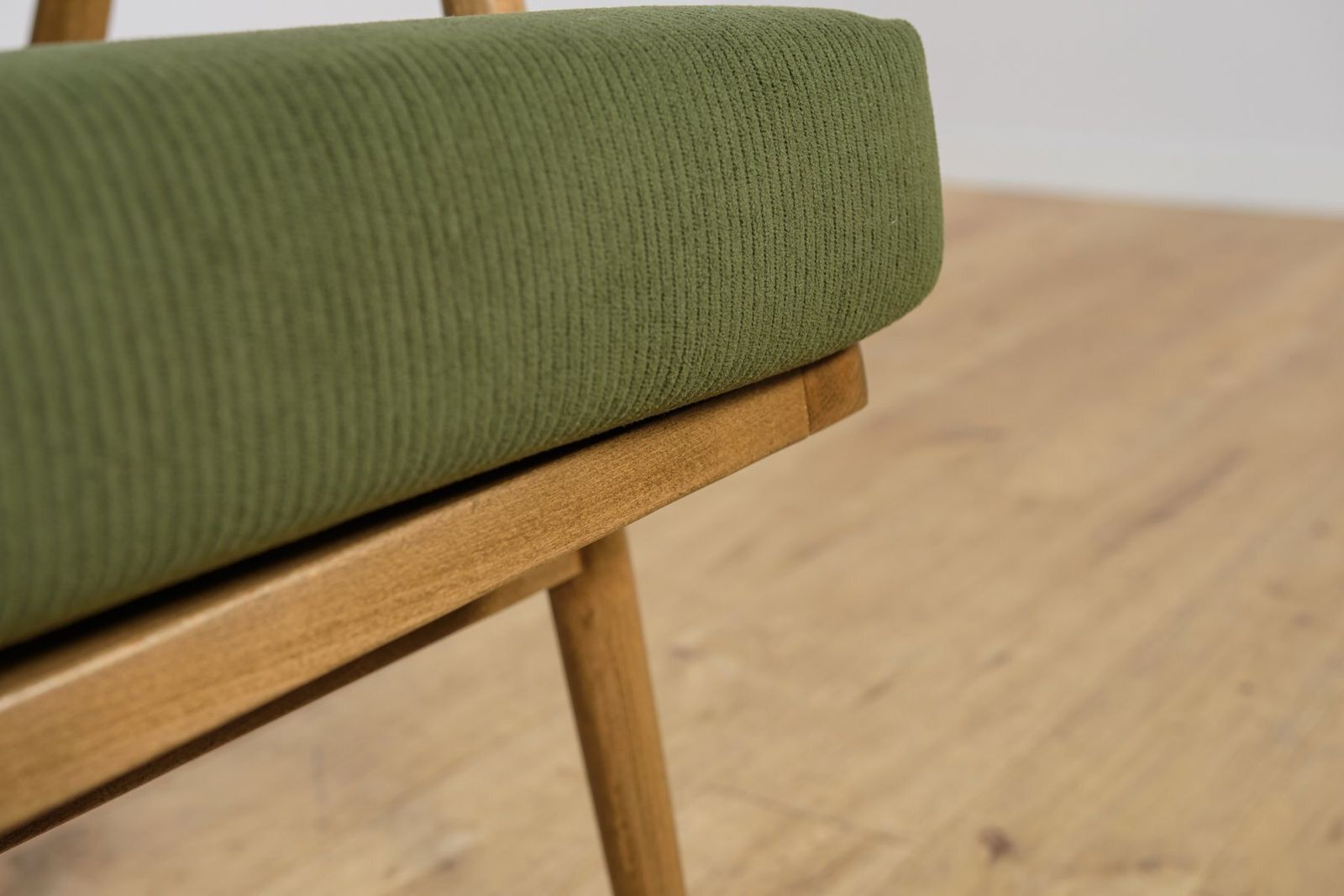 photo buy Mid Century Modern Armchair From Ton, Czechoslovakia, 1960s