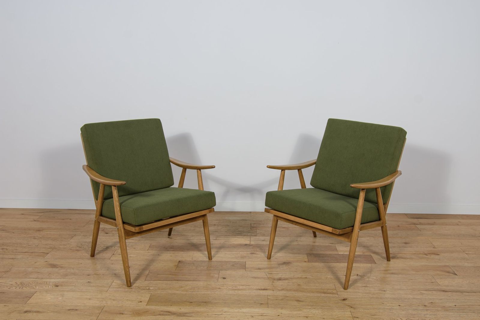Mid Century Modern Armchairs From Ton, Czechoslovakia, 1960s, Set Of 2 photo Furniture