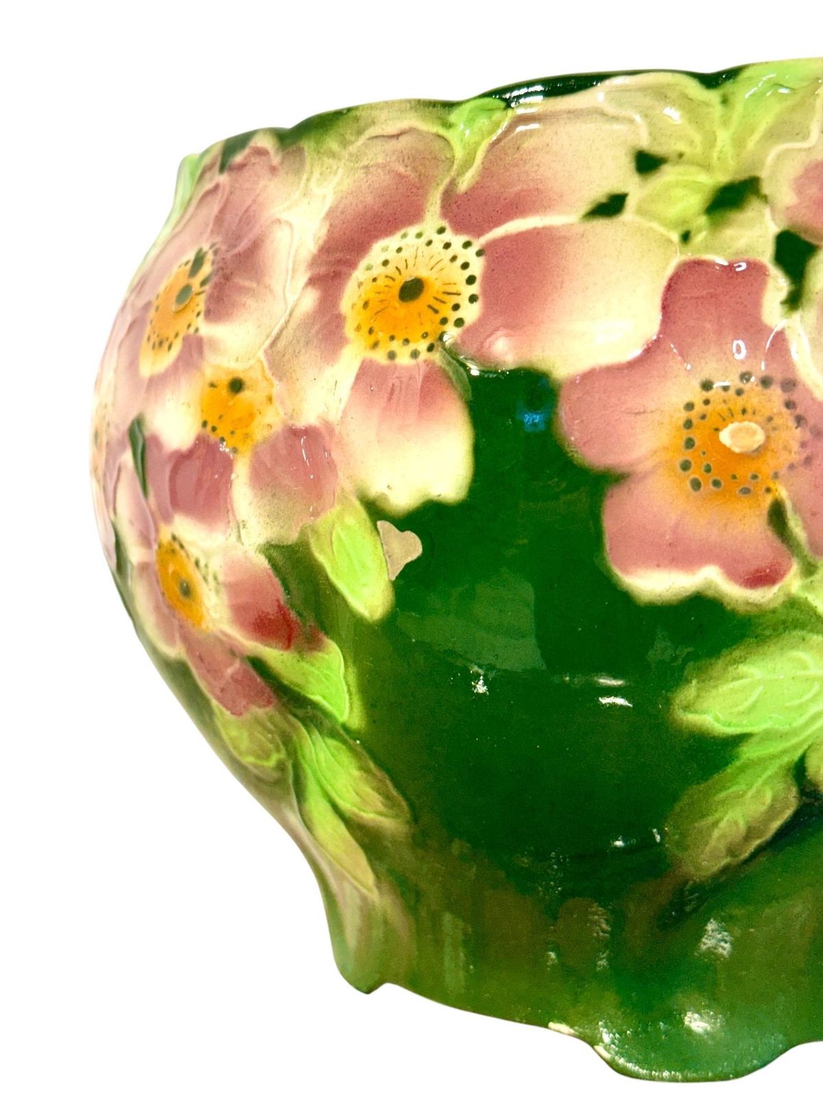 Antique Saint Clément Majolica Jardinière With Pink And Green Floral Motif photo vinterior