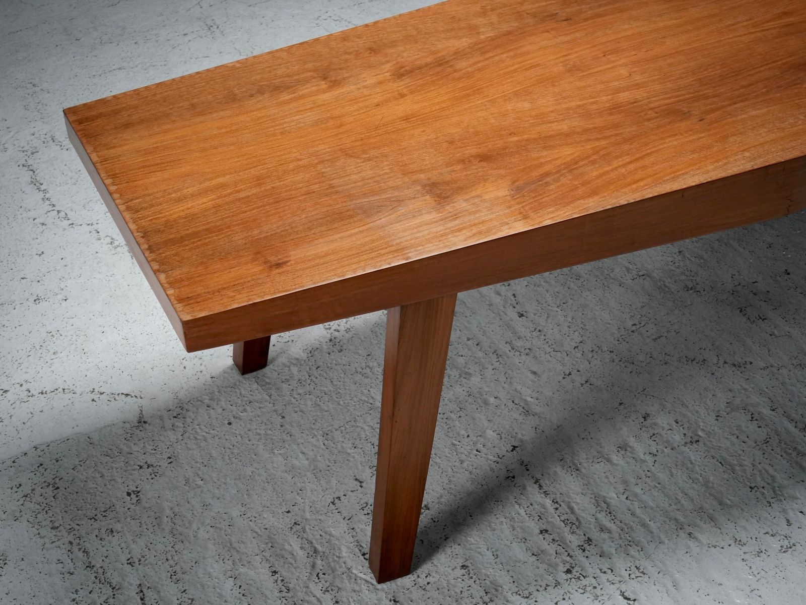 Modernistische salontafel in imbuiahout, Brazilië, ca. jaren 1950 photo furniture