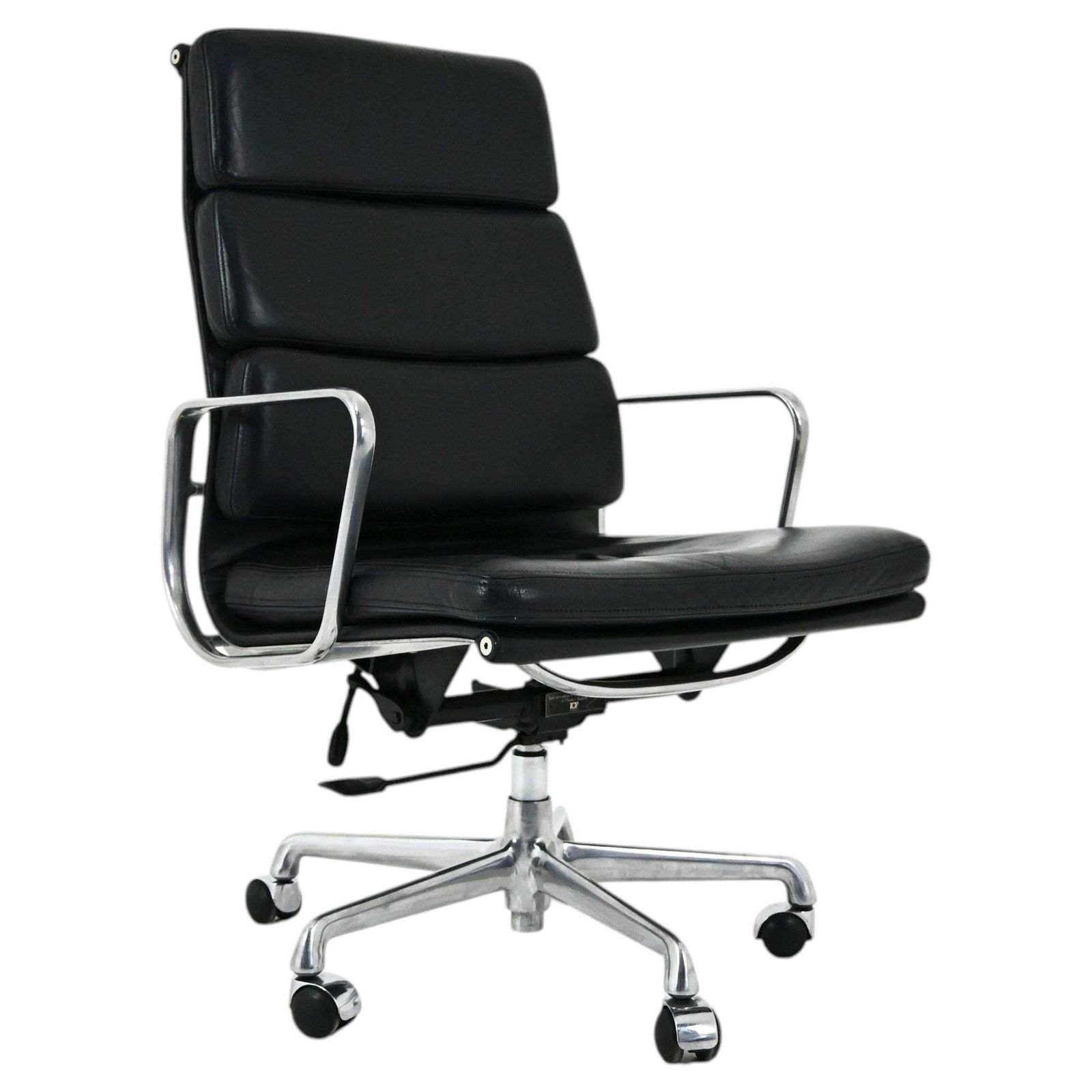 Ea 216 Soft Pad Desk Chair By Charles & Ray Eames For Icf, 1970s