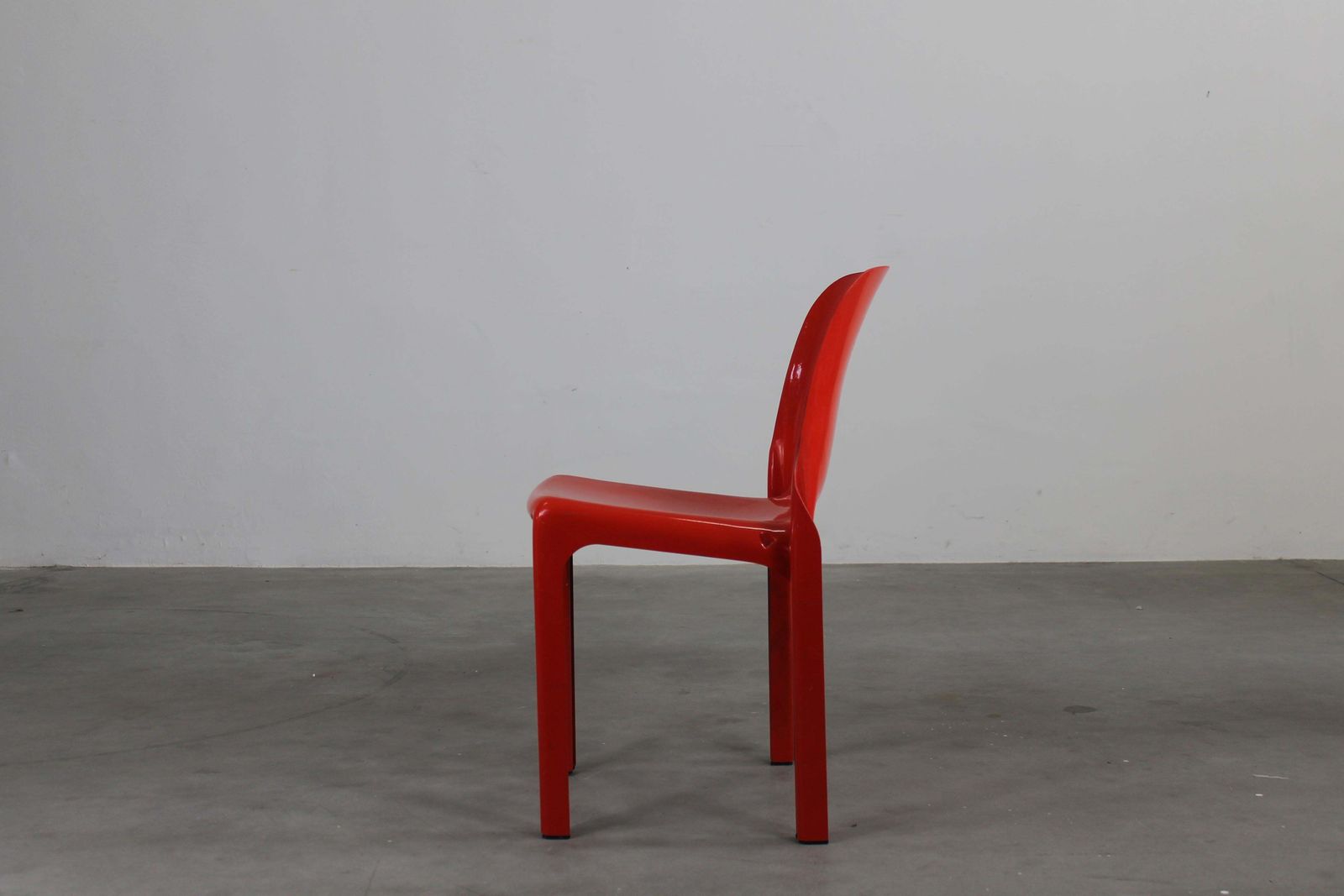 Vico Magistretti Set Of Four Red Selene Chairs By Artemide 1970s photo furniture