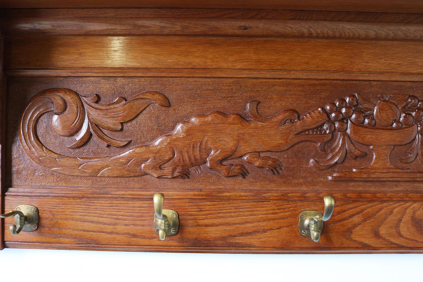 Exquisite 19th Century French Antique Renaissance Revival Coat Rack Lion Masks photo vinterior
