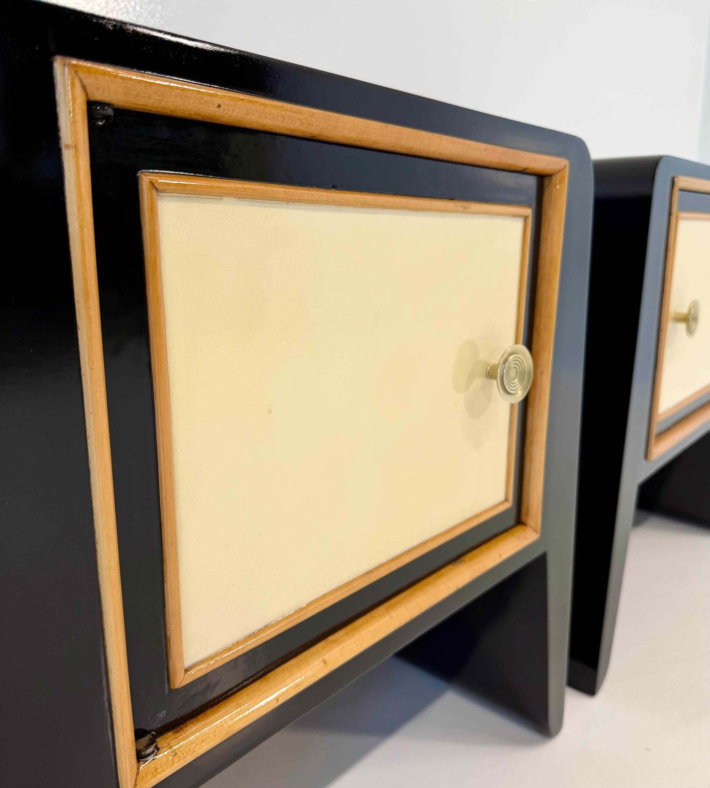 Furniture Italian Art Deco Set Of Dresser And Nightstands By Paolo Buffa, 1940s photo