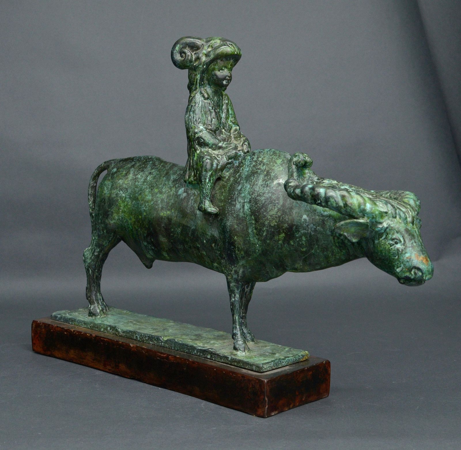 Golden Fleece. Llimited Edition: еа 3. Sculpture By Sergey Oganov. Bronze photo Art