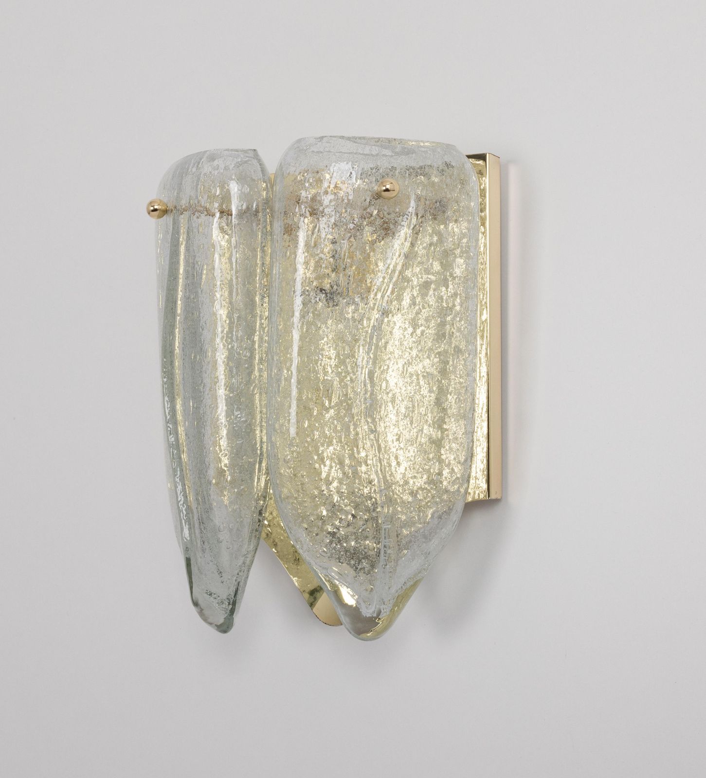 1 van 4 messing wandlampen met Murano-glas van Doria, Duitsland, 1960 photo Verlichting