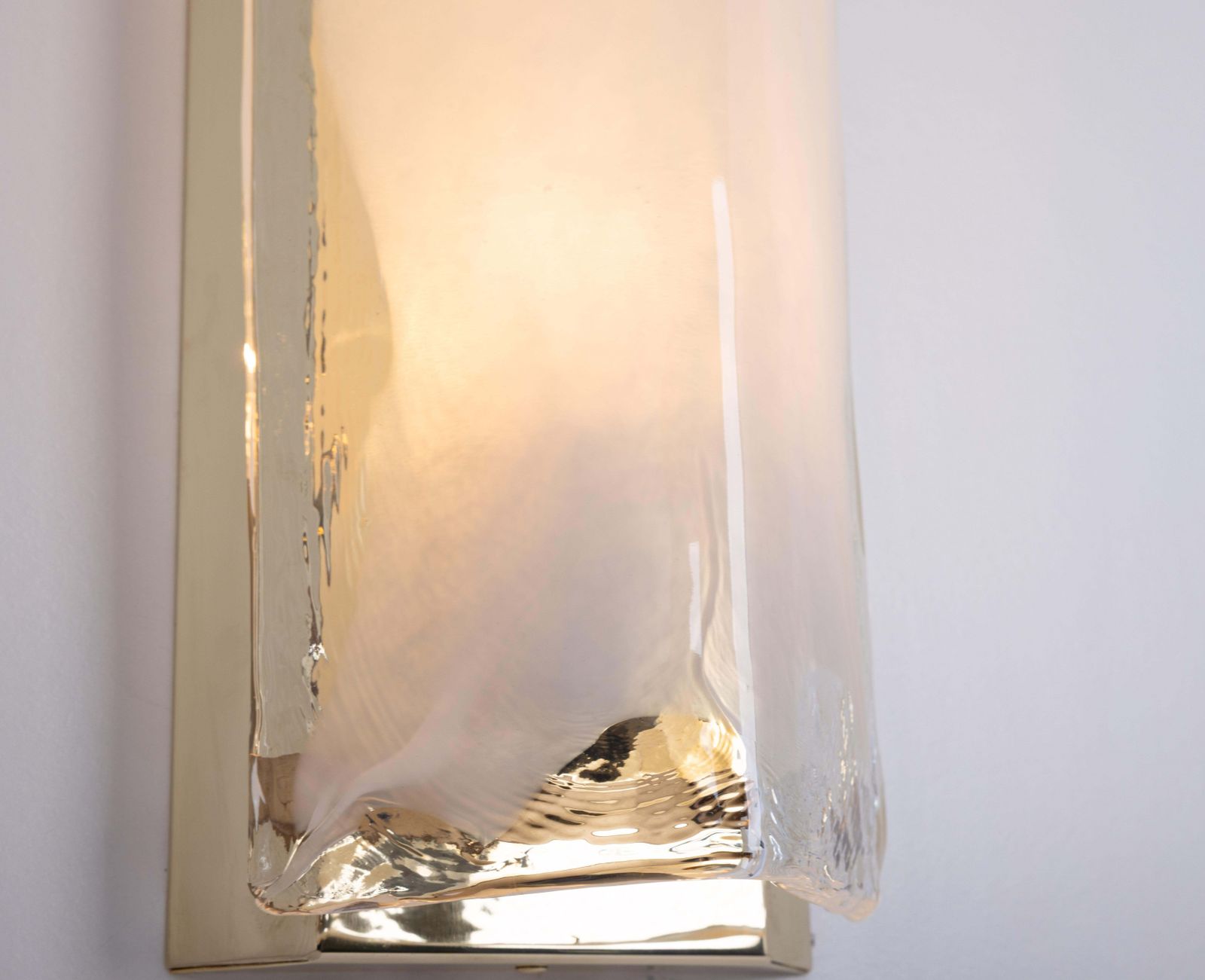 1 van 3 Mid-Century Kalmar Murano Glazen Wandlamp, Oostenrijk, jaren 1960 photo for sale