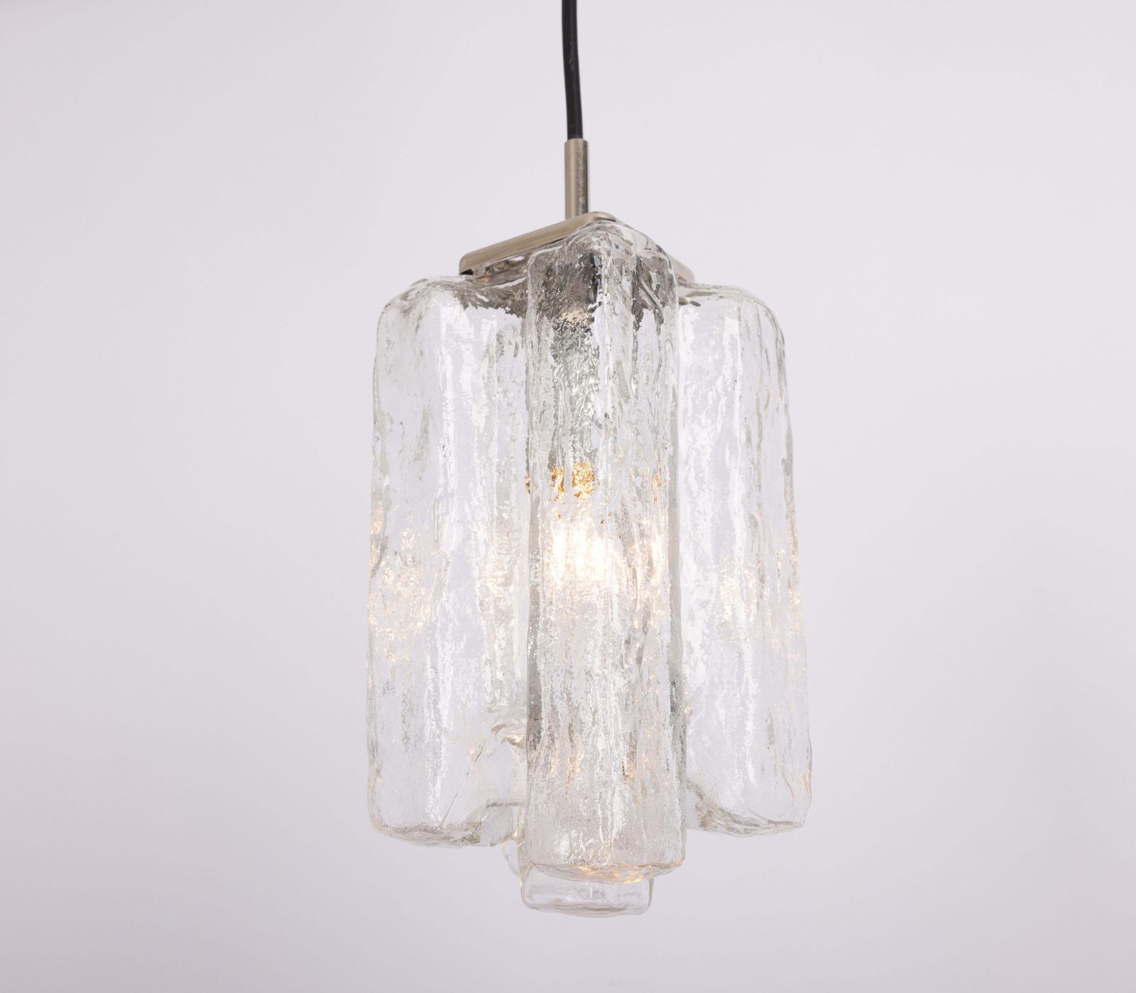 1 van 9 kleine Murano glazen hanglampen – Granada, van Kalmar, Oostenrijk, jaren 1970 photo for sale