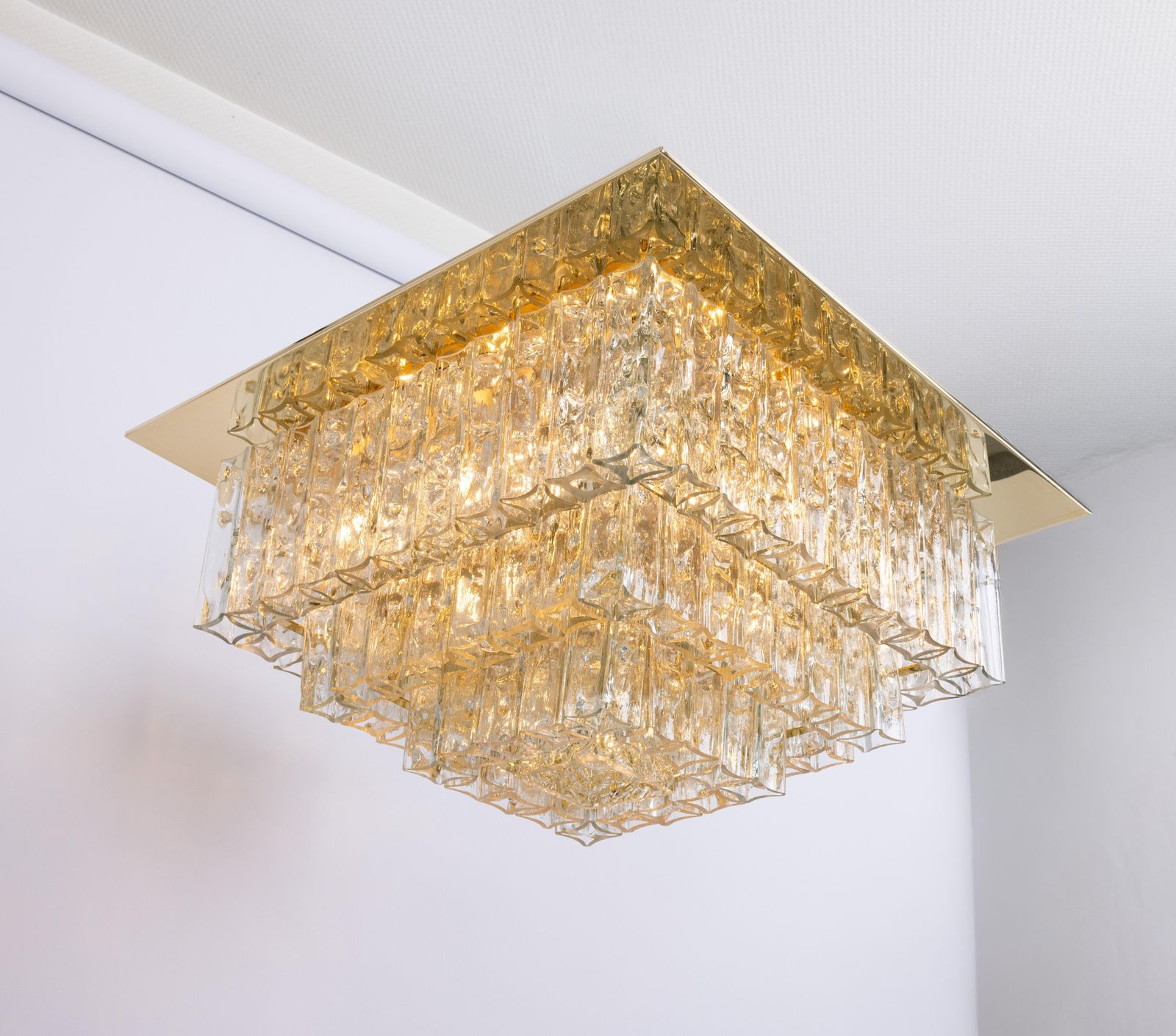 Grote Murano glazen plafondlamp met messing, Doria, Duitsland, ca. jaren 1960 photo Verlichting
