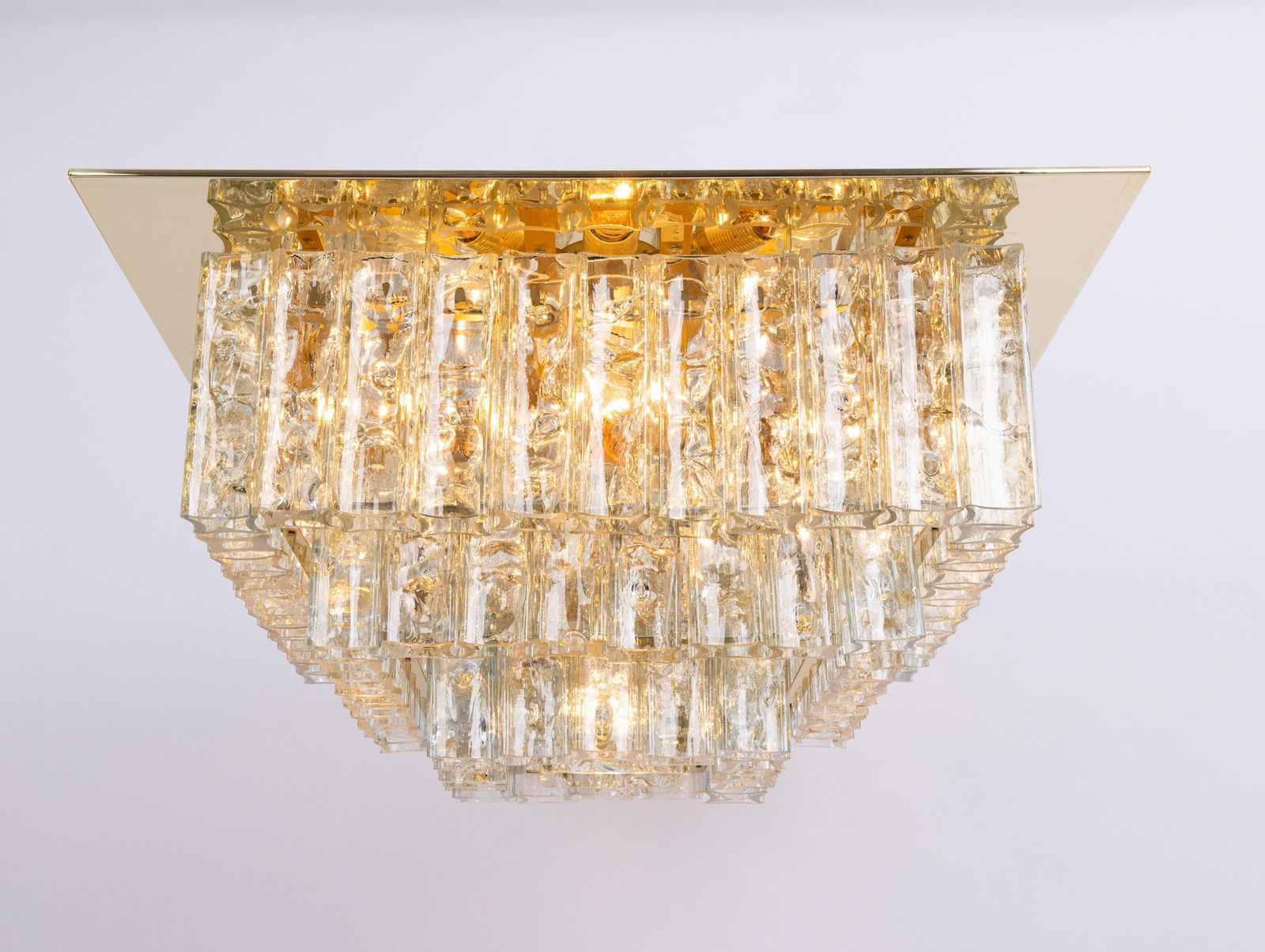 photo vintage Grote Murano glazen plafondlamp met messing, Doria, Duitsland, ca. jaren 1960
