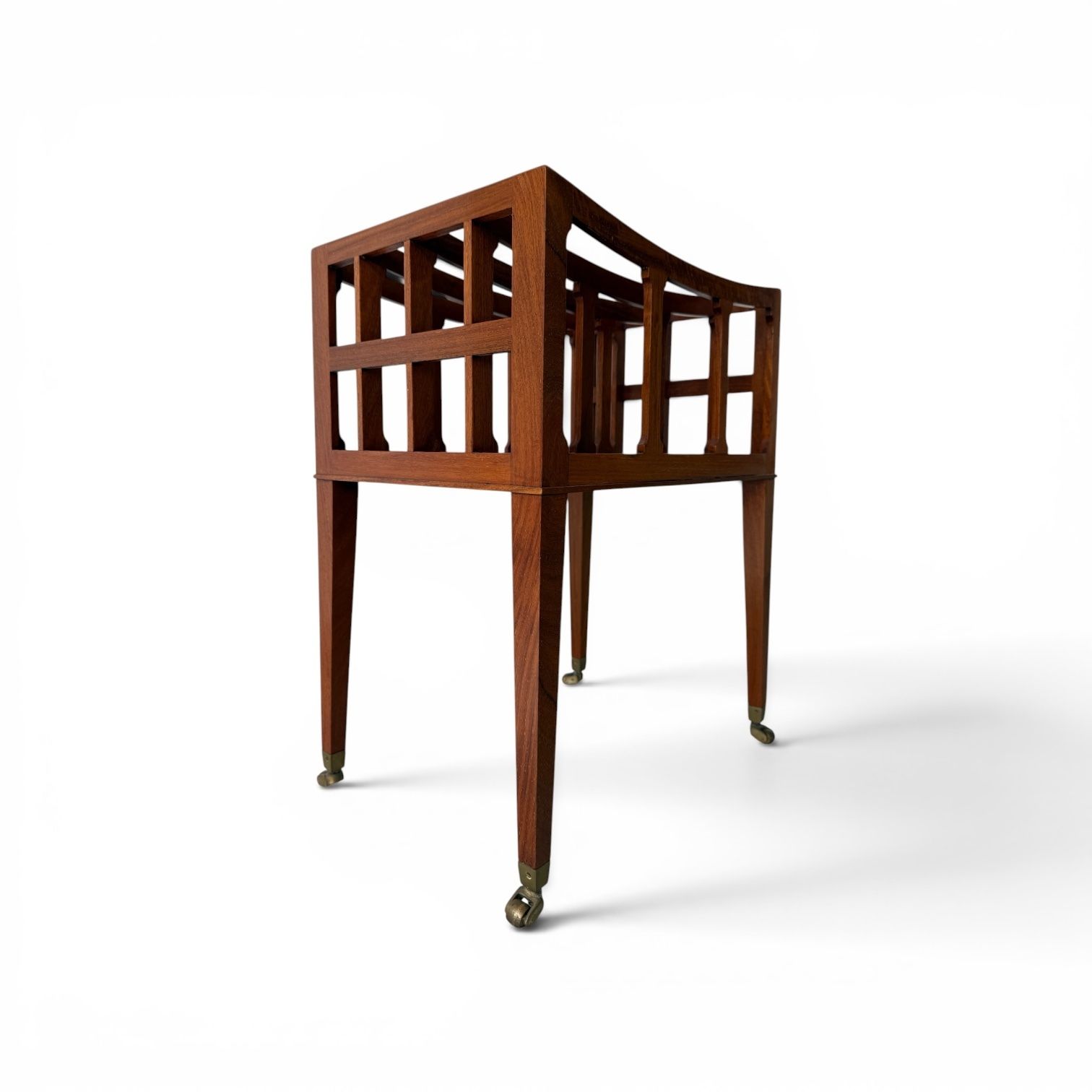 William Tillman George III Style Flame Mahogany Canterbury Magazine Rack, England, Late 20th Century photo vinterior