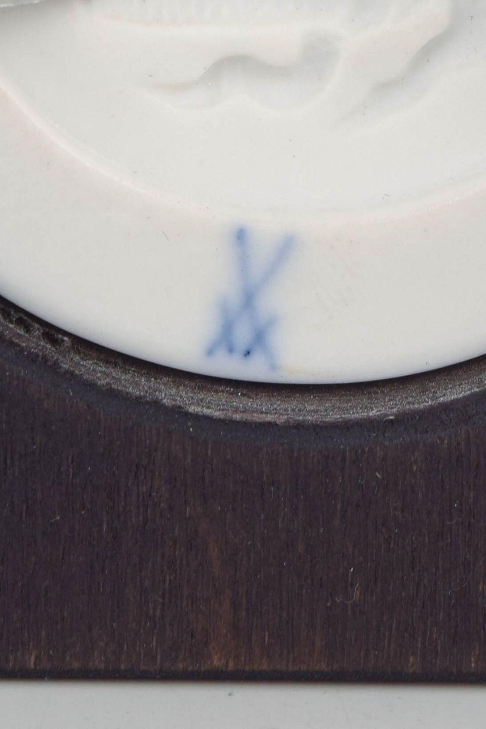 Meissen. Small Relief Plaque In White Biscuit Porcelain Depicting Medusa. 1970s photo Art