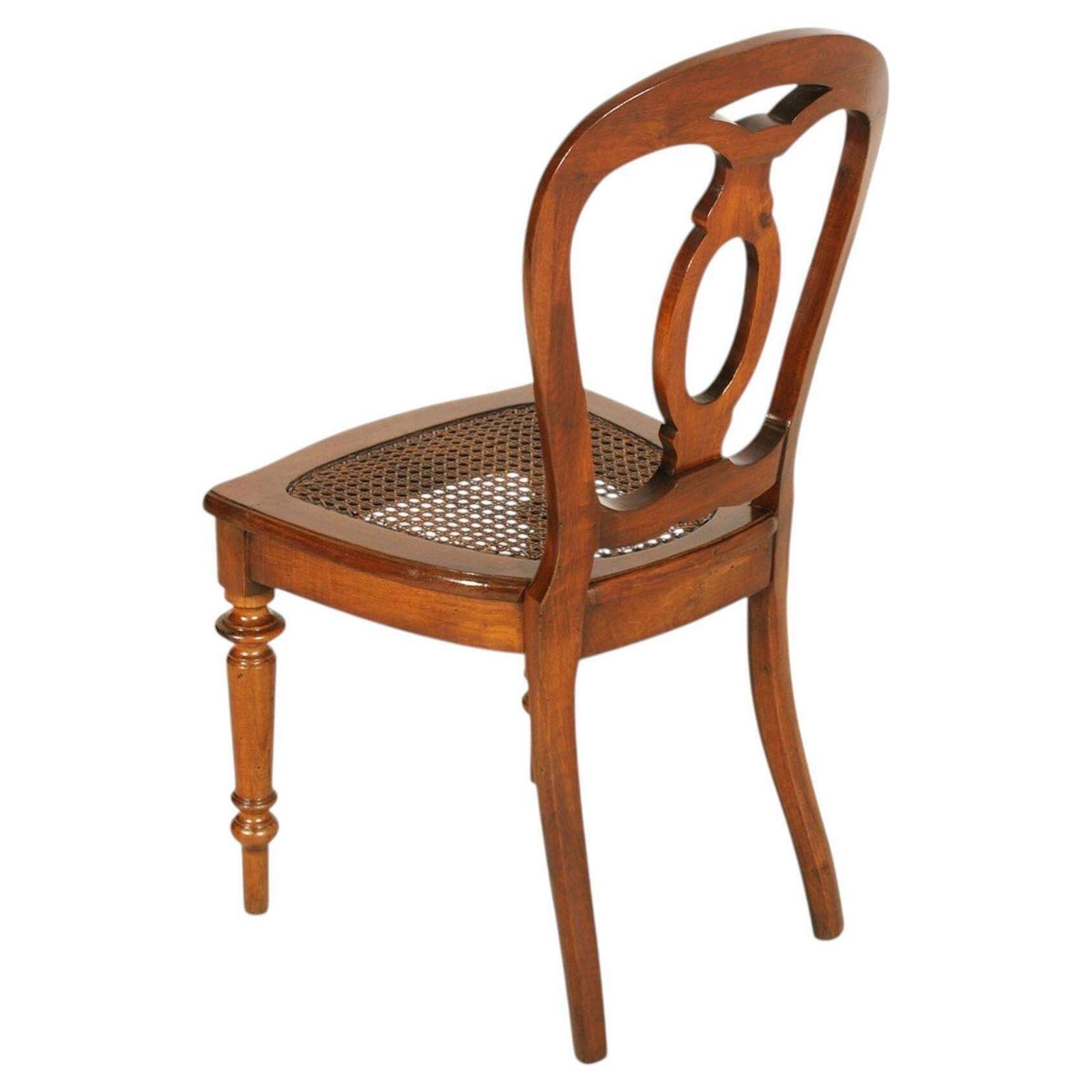 Ensemble de six chaises en noyer à sièges en paille de Vienne, Italie, début du XXe siècle photo Mobilier