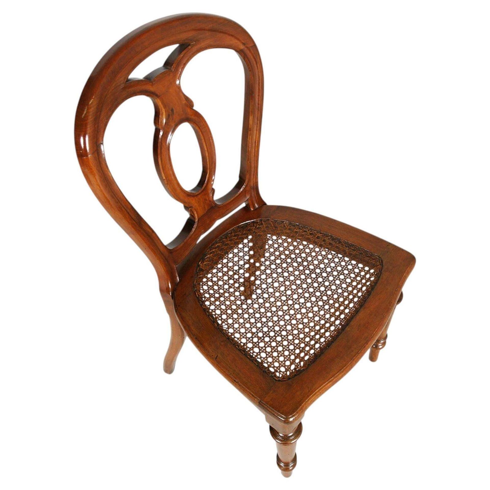 Set van zes walnoten stoelen met Weens stro, Italië, begin 20e eeuw photo buy