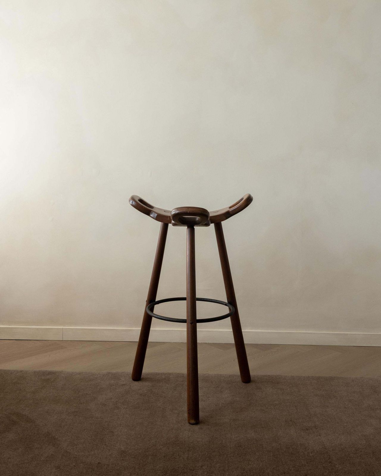 Spanish Brutalist Wooden Marbella Bar Stools By Confonorm, 1970s, Set Of 3 photo vinterior