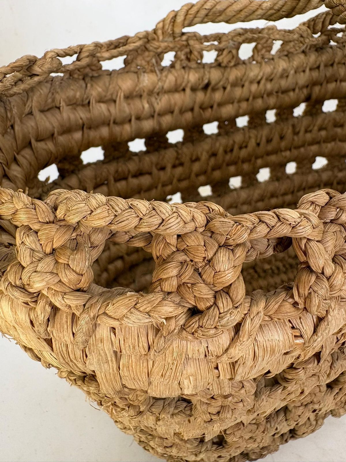 392.0 Rope Basket, Saint Tropez, France, 1970 photo