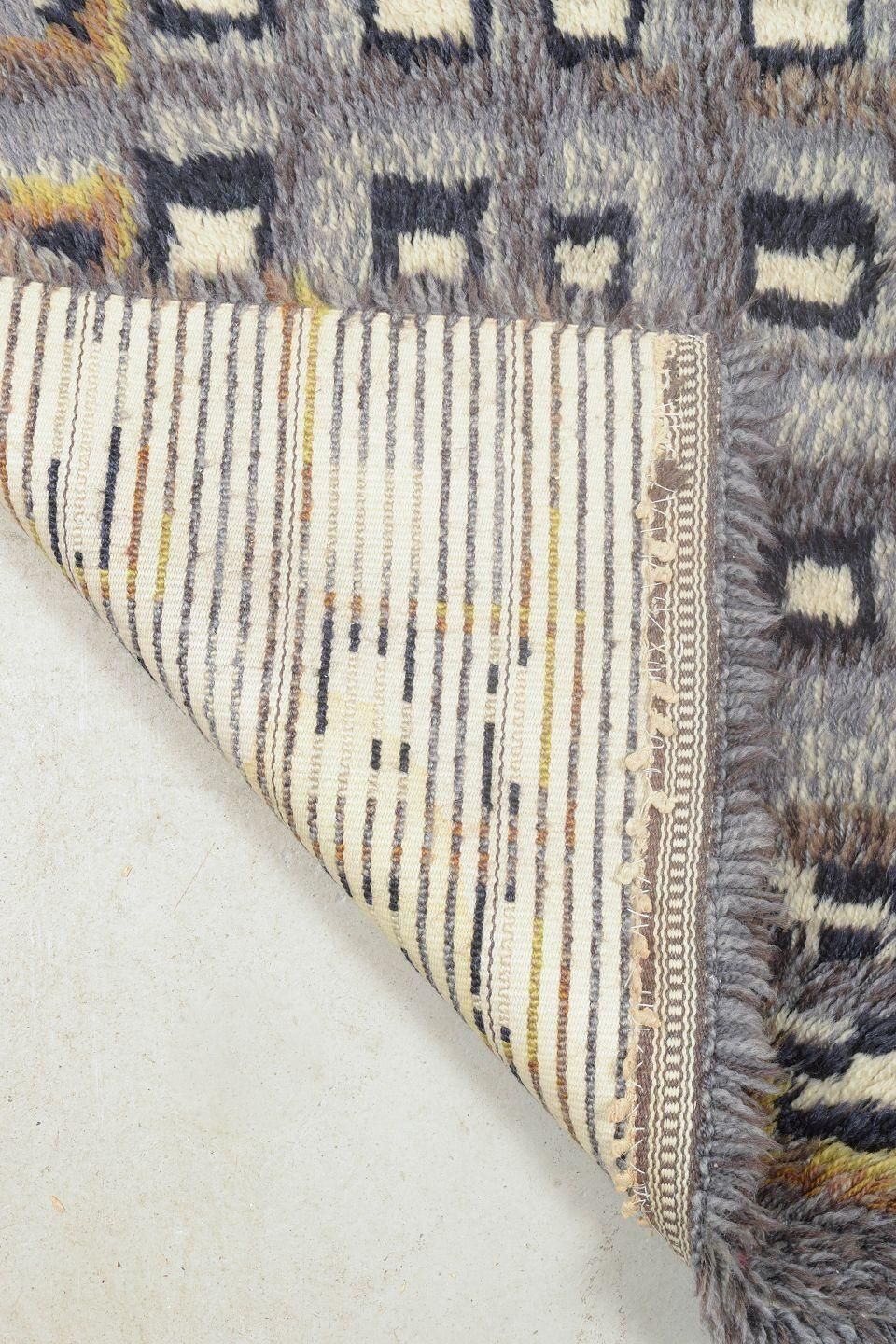Scandinavisch ontwerp. Rya-tapijt in wol met geometrisch patroon. Jaren 1960/70 photo Textiel