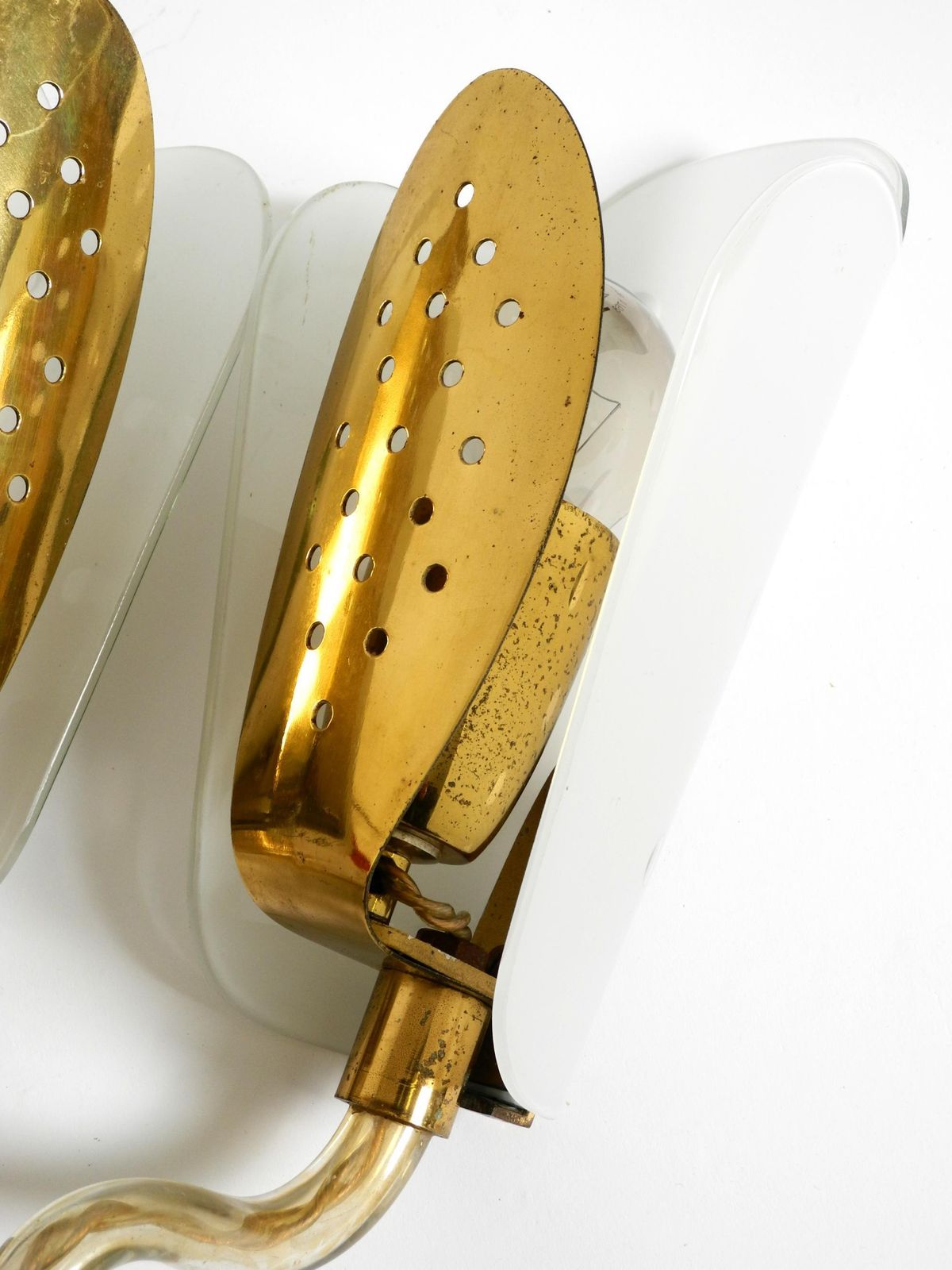 photo for sale Grote mid-century modern wandlamp van messing en glas