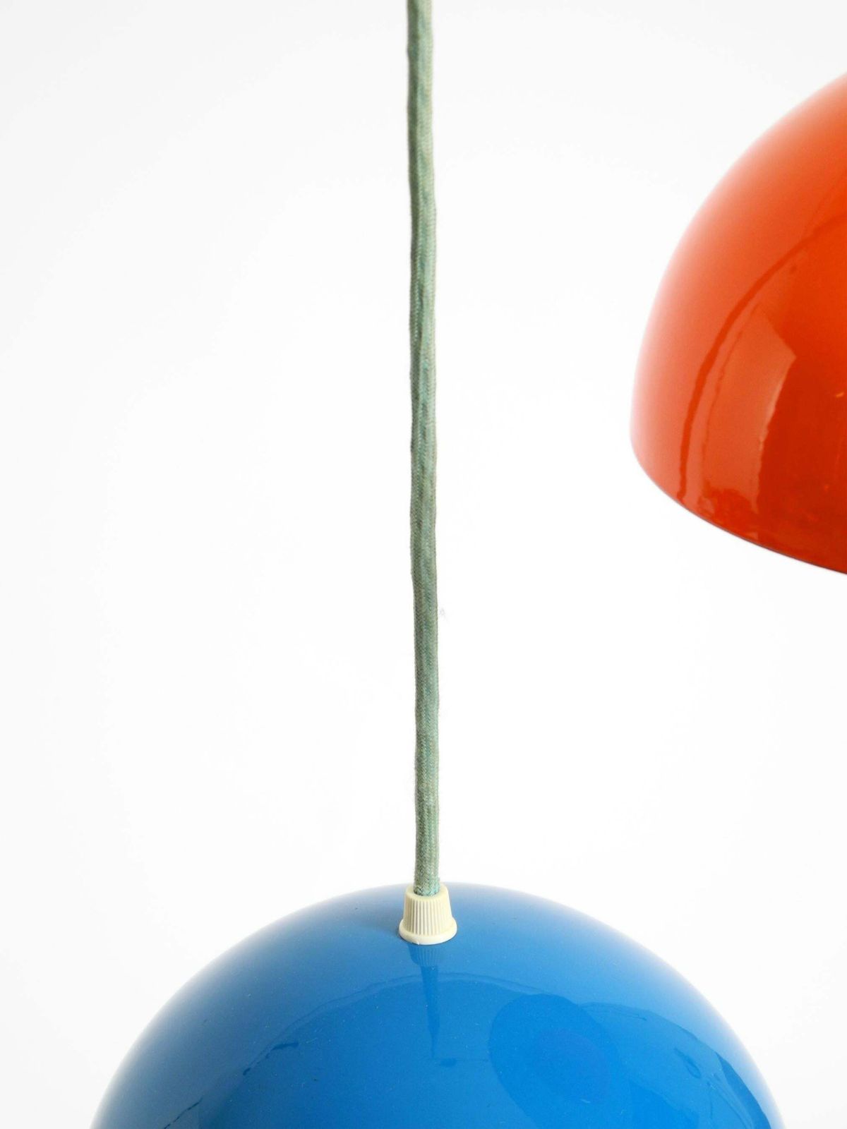photo buy Geëmailleerde Flower Pot Hanglamp Met Dubbele Kap Door Verner Panton Voor Poulsen
