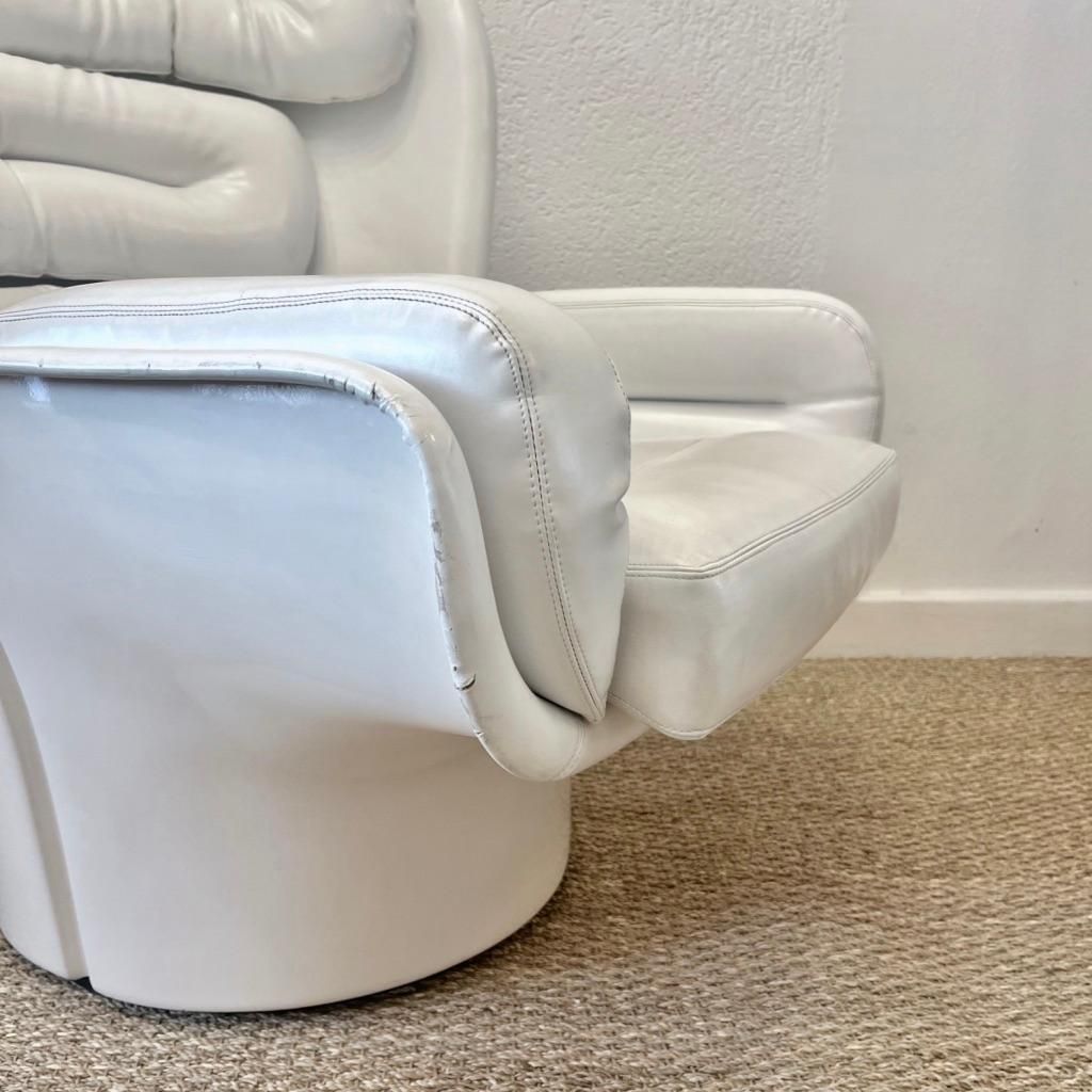Vintage Swiveling Elda Chair By Joe Colombo For Comfort, Italy Ca. 1960s photo vinterior