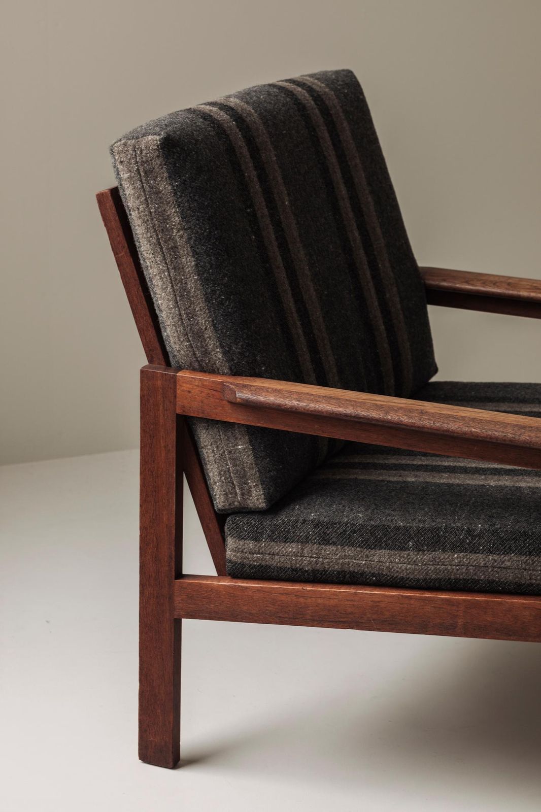 Set Of Two Easy Chairs Designed By Illum Wikkelsø For N. Eilersen, Denmark 1959. photo vinterior