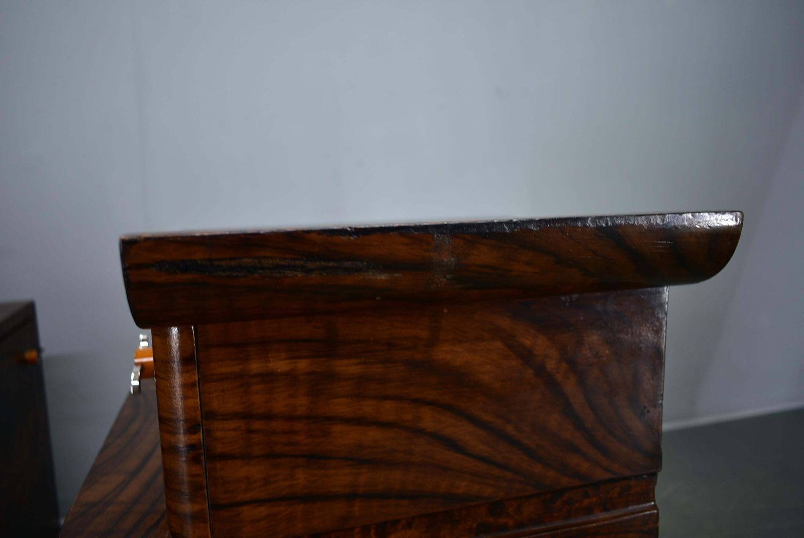 photo vintage 1931s Pair Of Art Deco Bedside Tables, Czechoslovakia