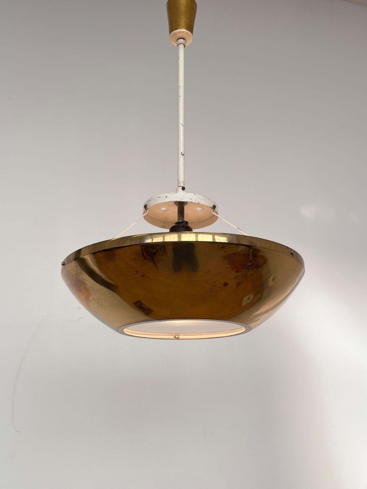 Kleine messing design ufo-hanglamp | ca. jaren 1940 / Tsjechoslowakije photo 329.0