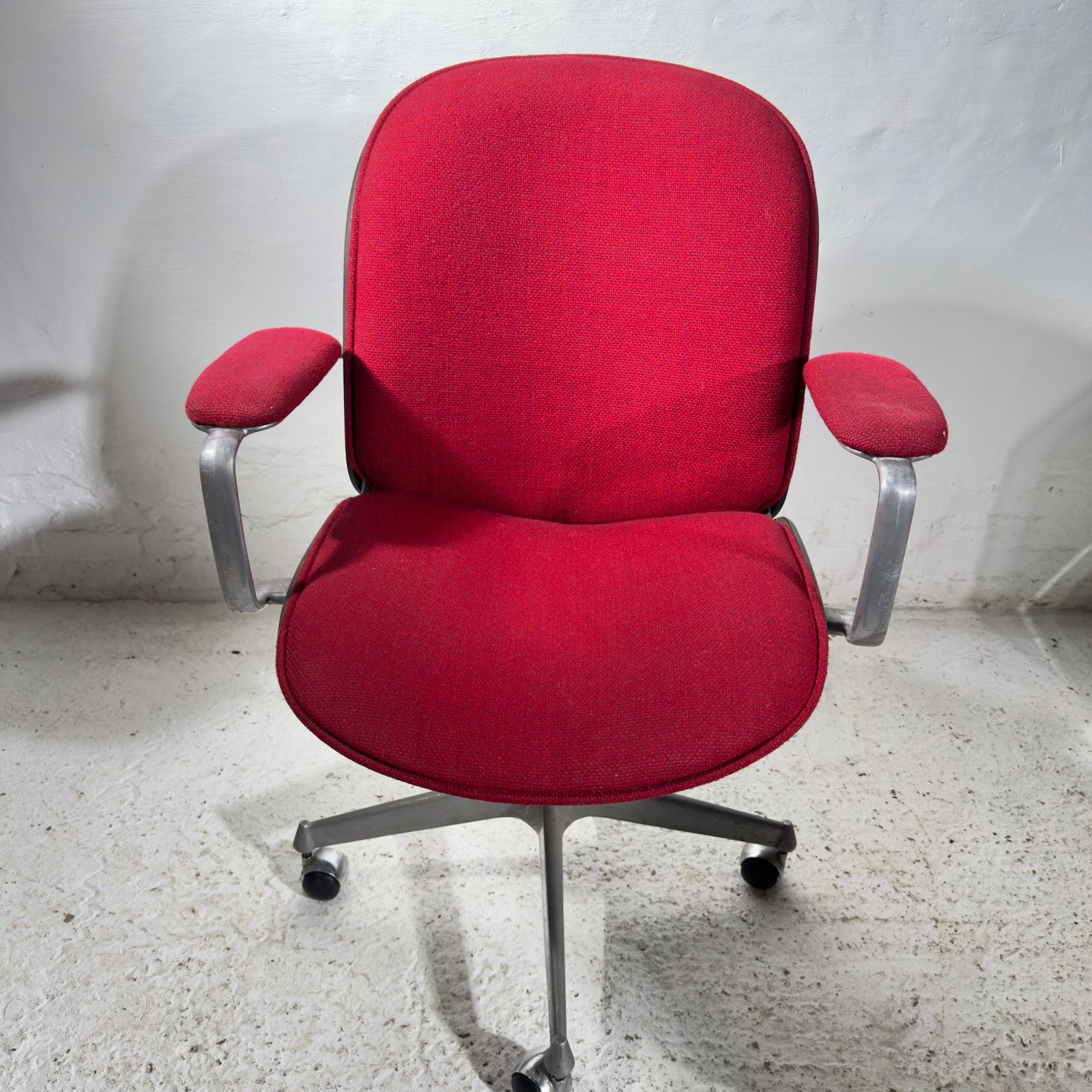 photo vinterior Set Of Two Mim Armchairs, Desk, Office Chairs Designed By Ico Parisi, 1963
