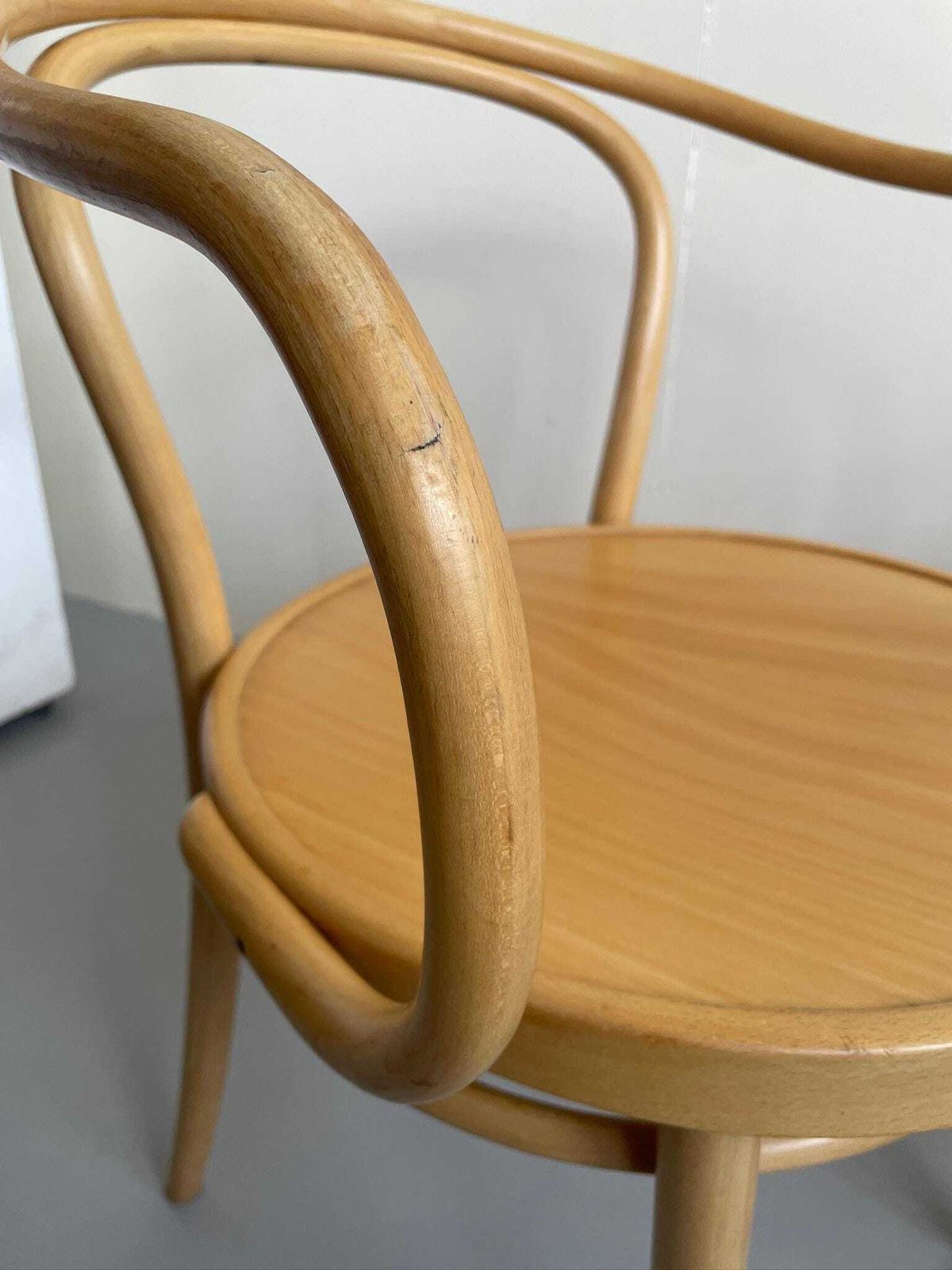 Set Of 4 Thonet No. 30 Bentwood Cafe Bistro Dining Chairs Beech Wood photo vinterior