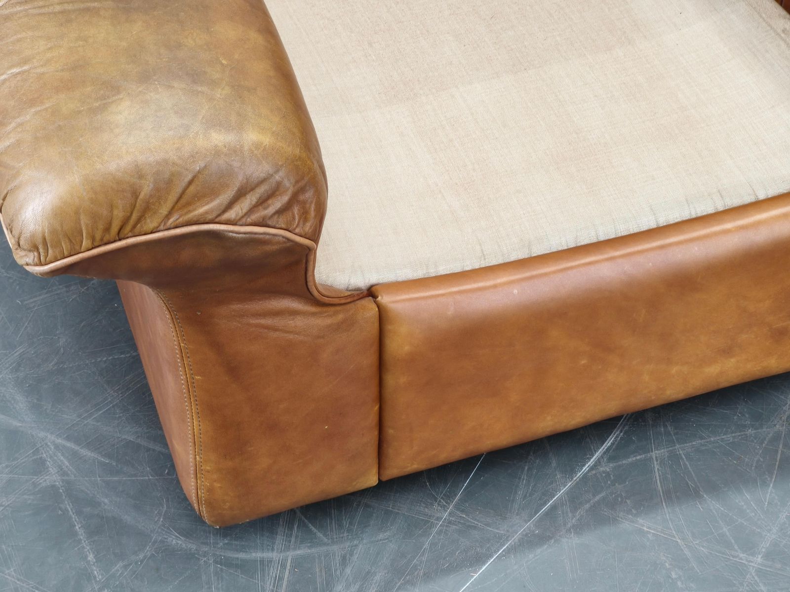 photo buy Paar Arcon Italia Cognac Buffalo Leren Lounge Fauteuils