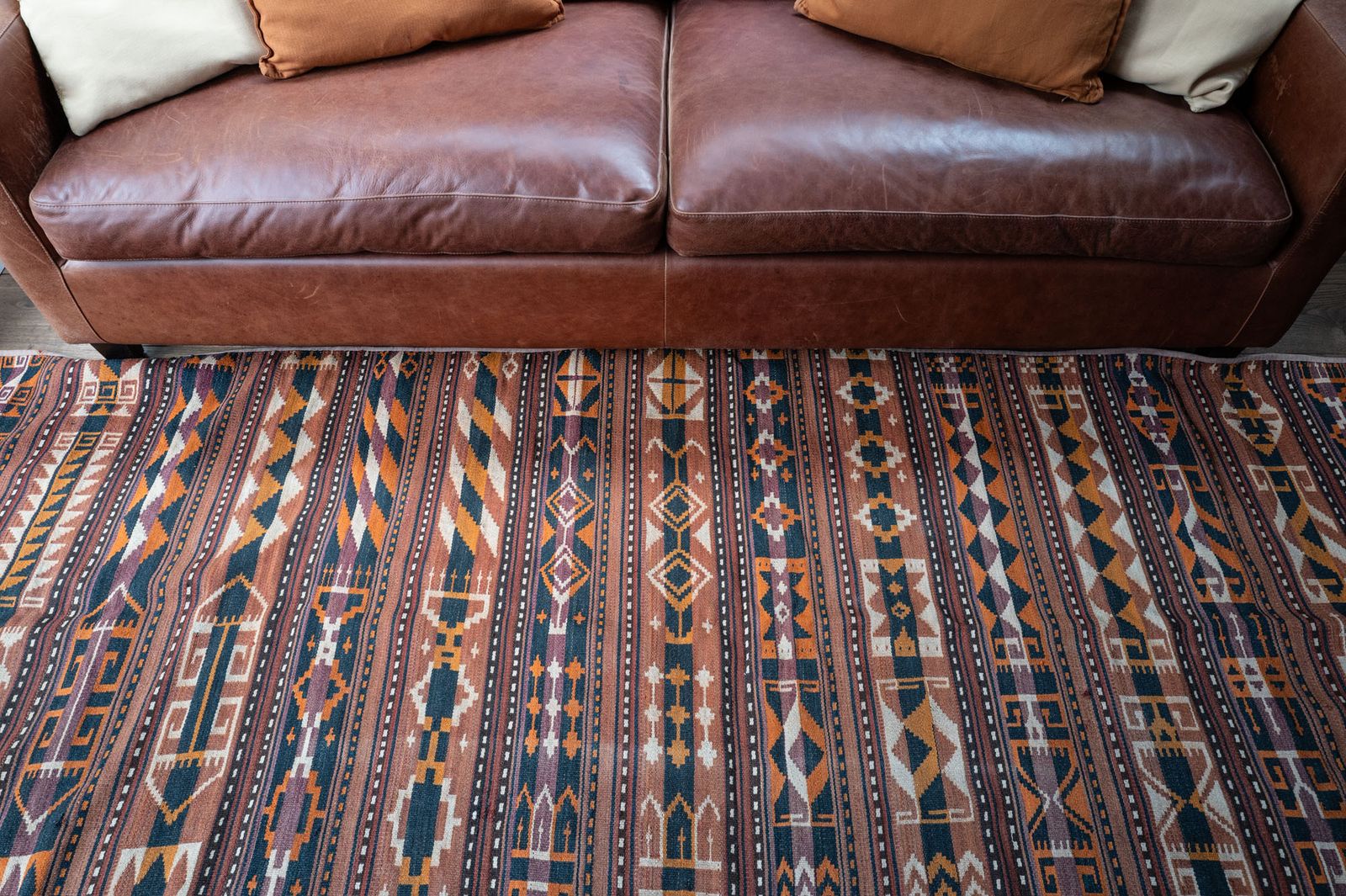 Vintage Handwoven Kilim Rug – Geometric Tribal Stripe Design photo 350.0