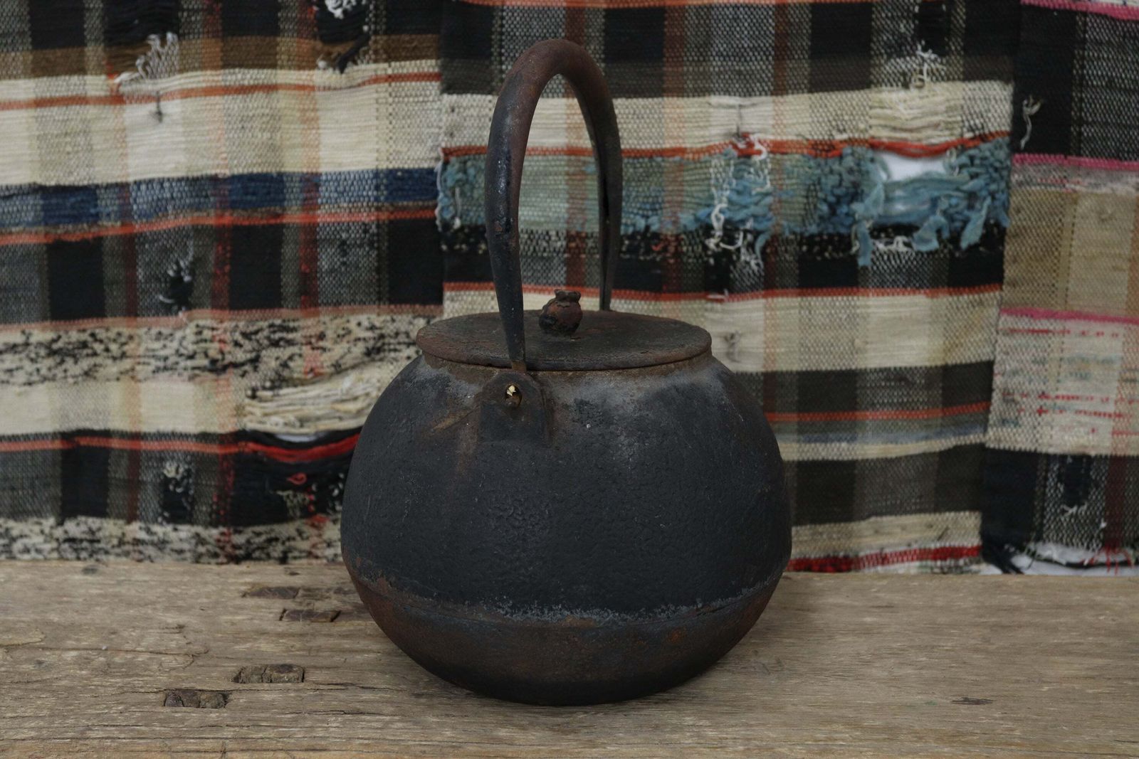 photo buy Early Showa Period Japanese Chagama Kettle With Bamboo Illustrations