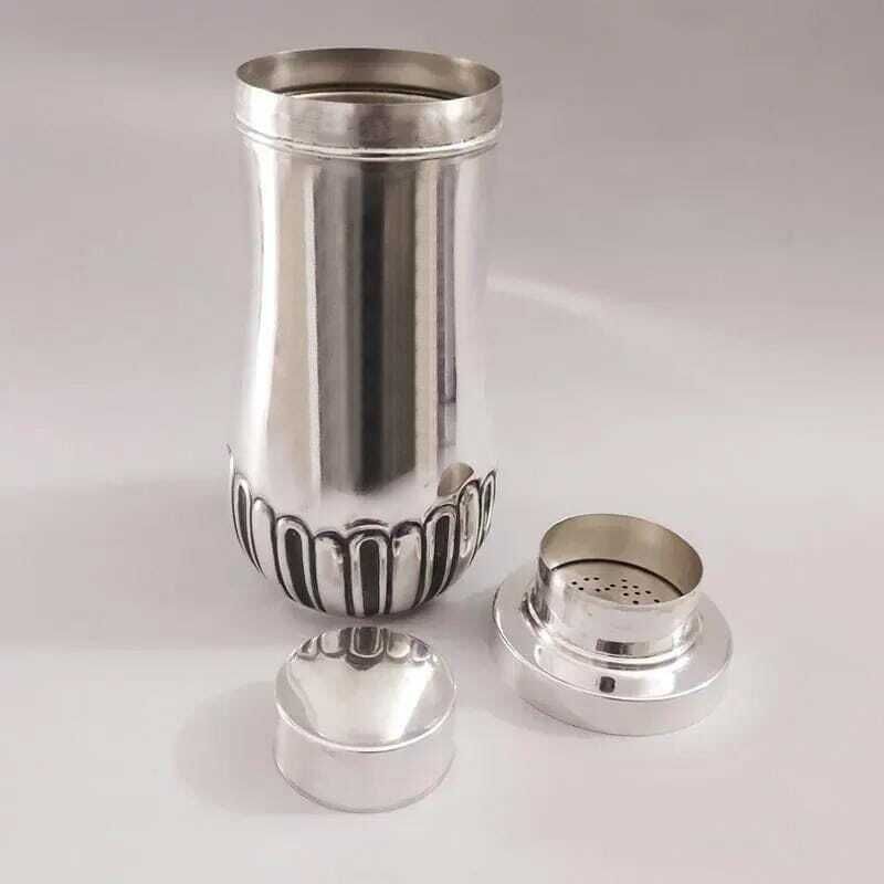 1950s Rare Gorgeous Macabo Stainless Steel Cocktail Shaker. photo 404.0