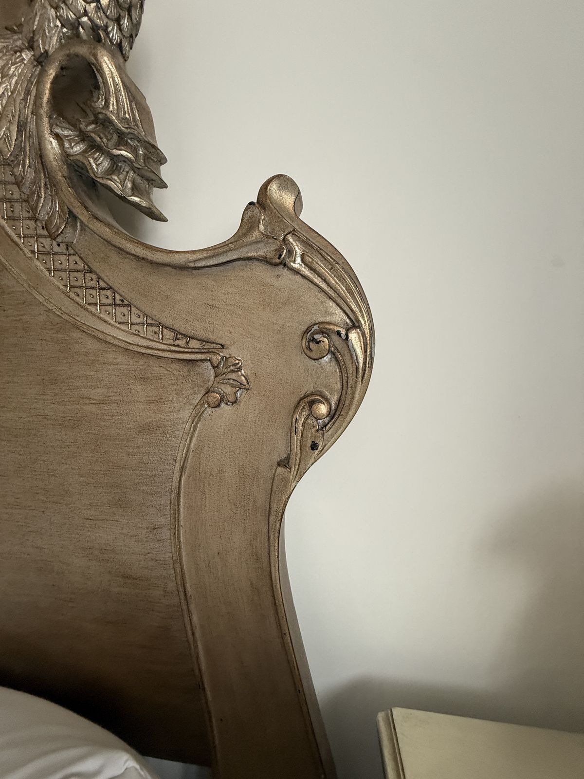 photo vinterior ‘ And So To Be D’versailles Leafed Super King Frame – Hand Carved Solid Wood French Style Bed