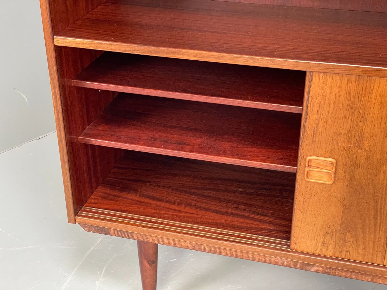 photo vinterior Vintage Danish 1960s Bookcase Cabinet Darkwood Sliding Mid Century Retro Eb11993