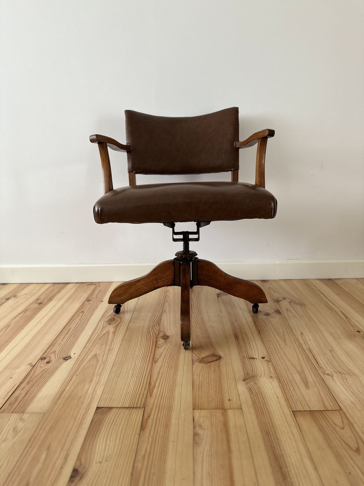 Antique Oak Captain's Swivel Chair photo furniture