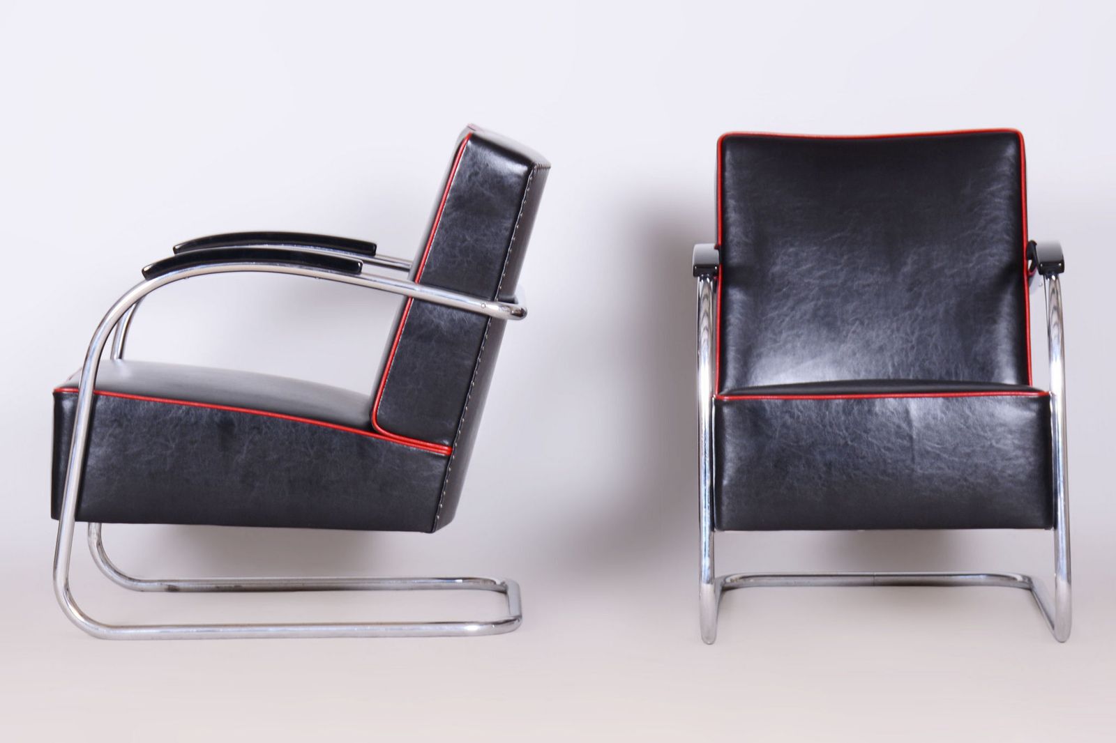 Furniture Pair Of Restored Bauhaus Fn21 Armchairs, By Mücke Melder, Leather, Czech, 1930s photo