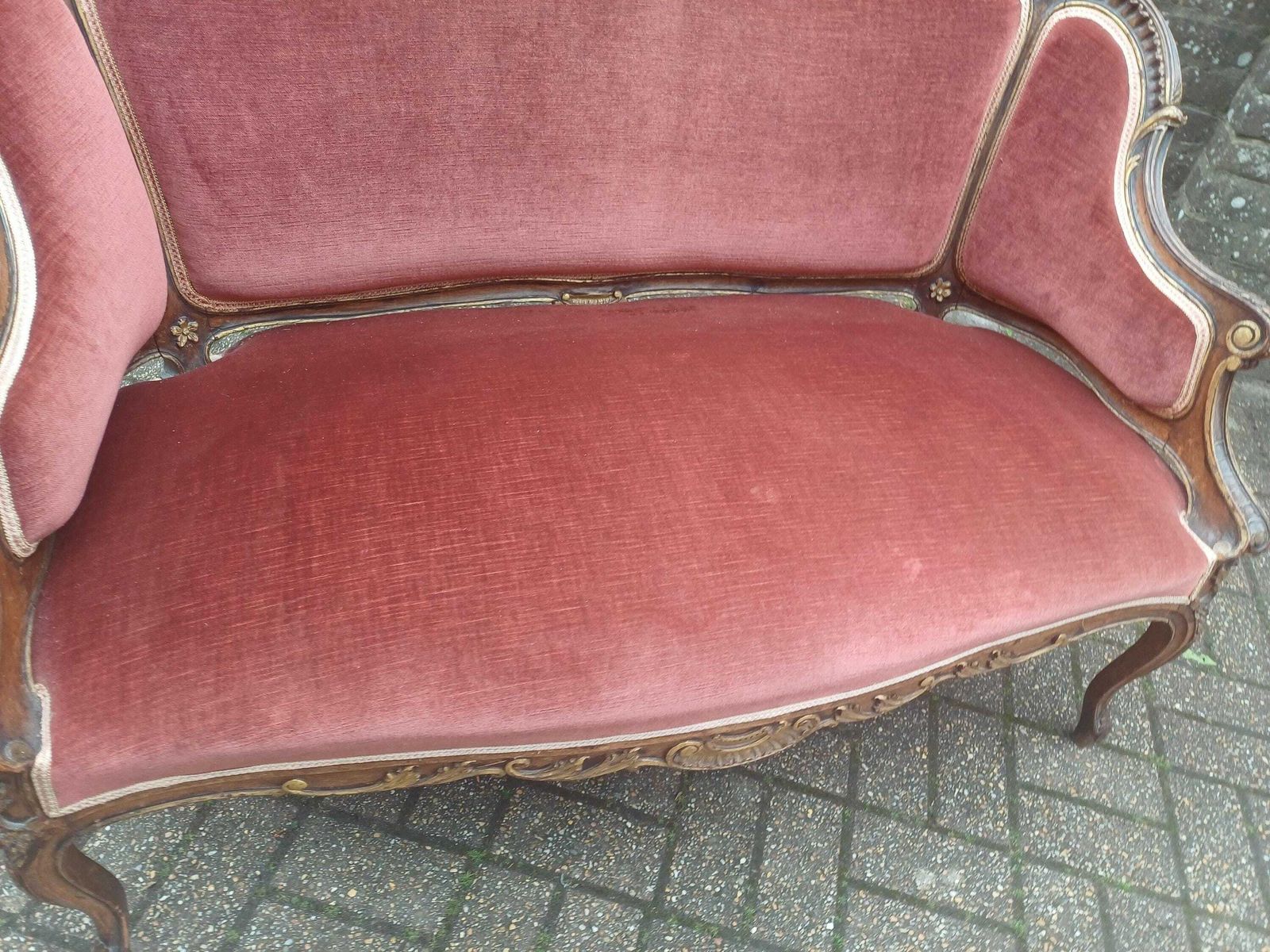 Victorian Rococo Salon Suite Mahogany Love Seat Armchairs Chair French Louis Style Pink Velvet Antique Furniture photo for sale