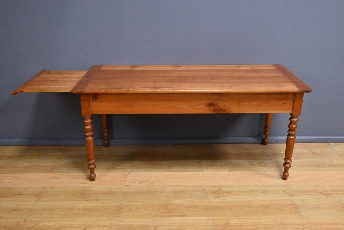 Cherry Wood Farmhouse Table – Late 19th Century photo vinterior