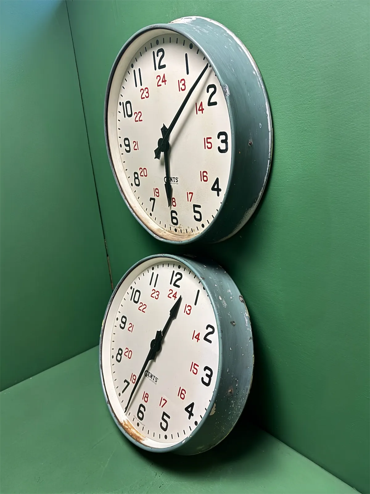 1950s Welsh Railway Clocks By Gents Of Leicester photo 625.0