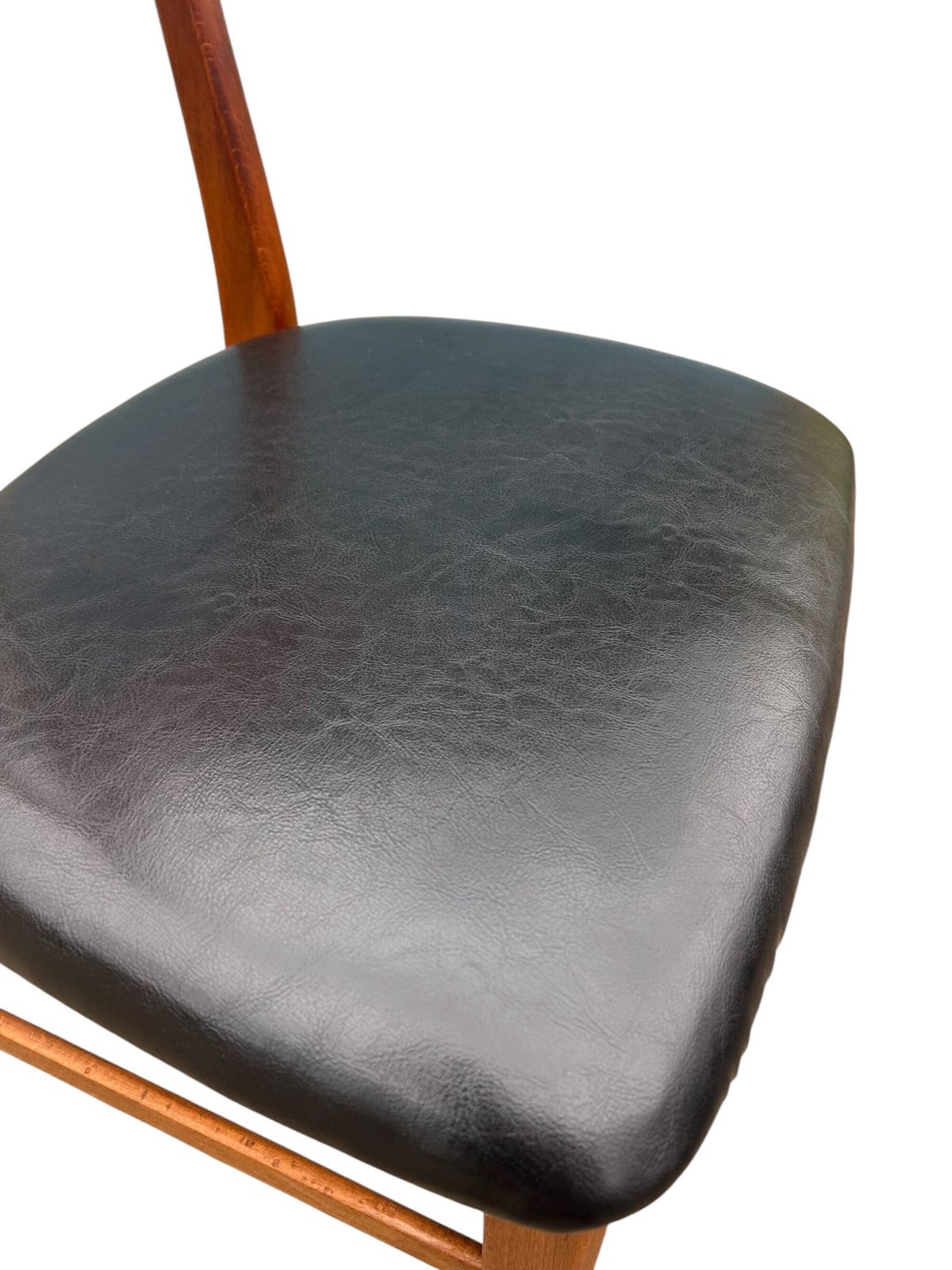photo furniture Danish Set Of 4 Model 210 Farstrup Teak And Black Vinyl Dining Chairs Mid Century 1960s