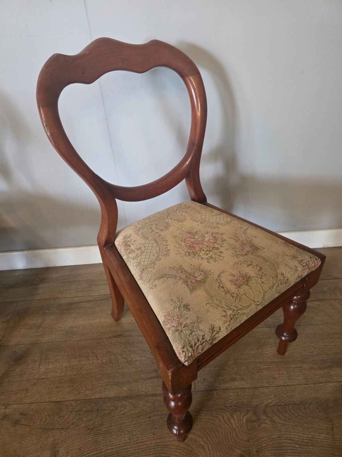 Antique Set Of 6 Victorian Mahogany Bloom Back Chairs 1880s photo vintage