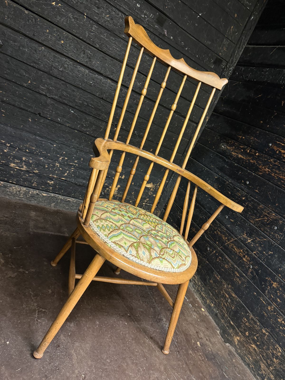 Arts & Crafts Movement Elm Windsor Comb Back Chair, Woven Tapestry Seat photo for sale